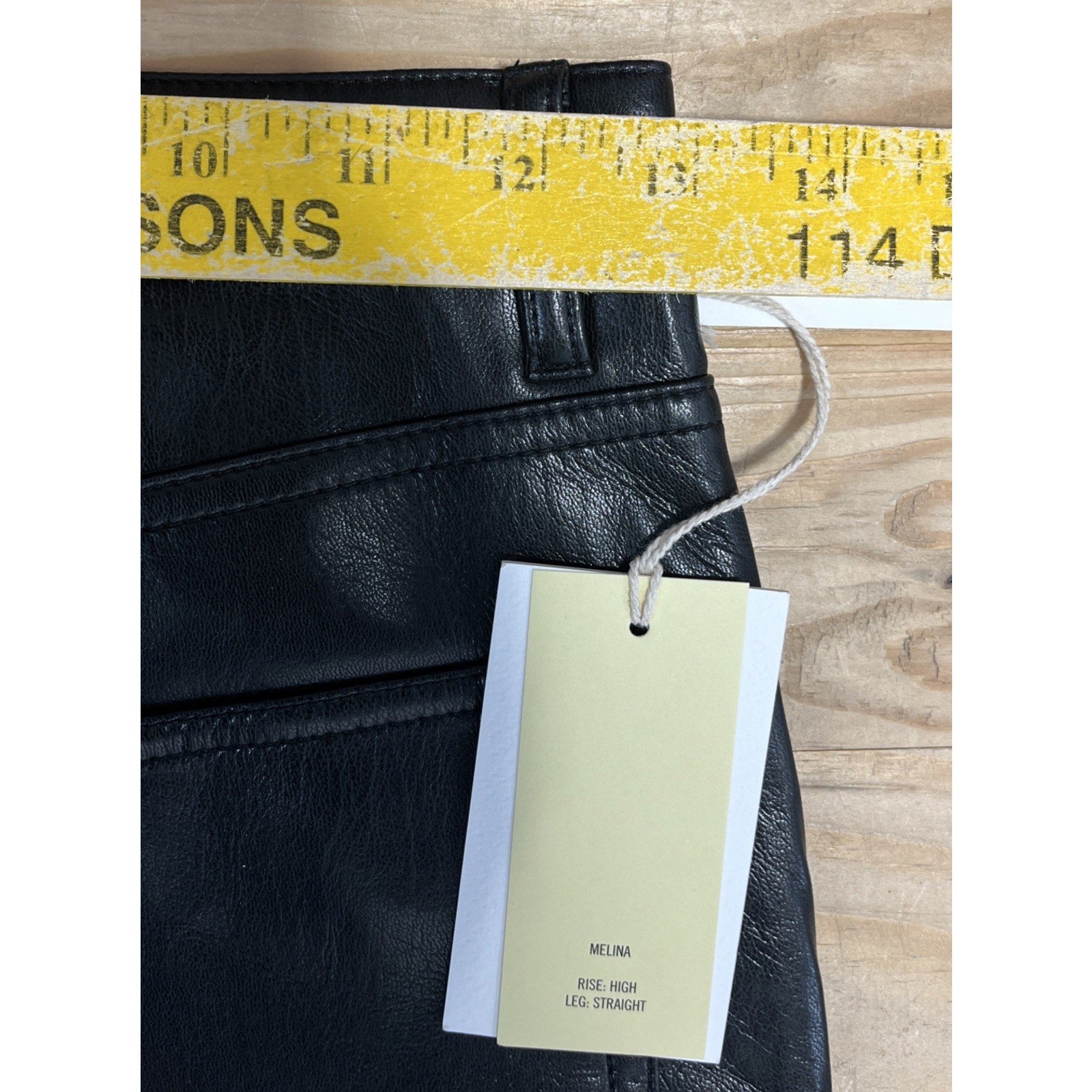 NWT Wilfred Aritzia Sz 0 The Melina Faux Vegan Leather Straight Leg Pants Black