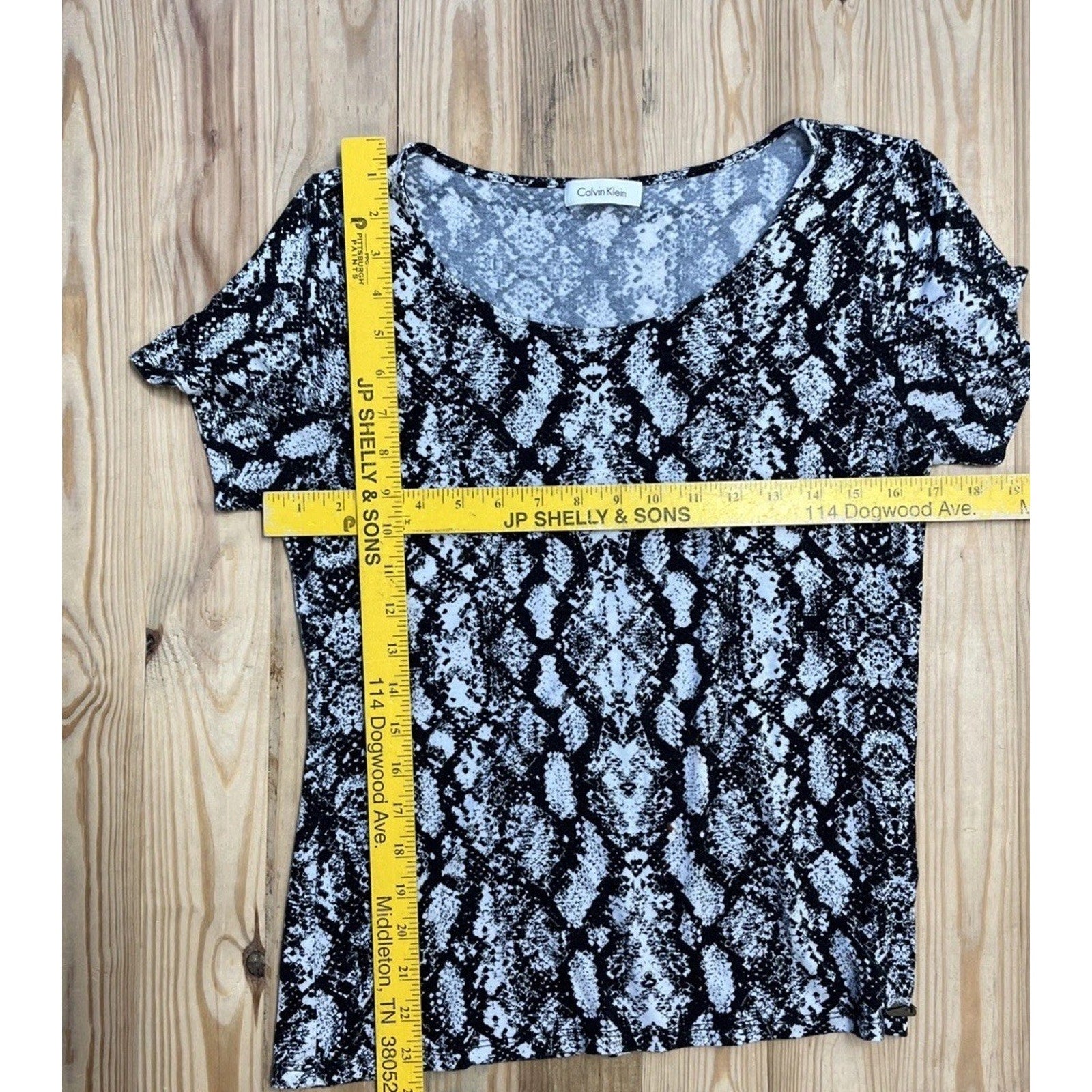 CK Calvin Klein Women Rayon Blend Blouse Top Shirt Crewneck Size Medium