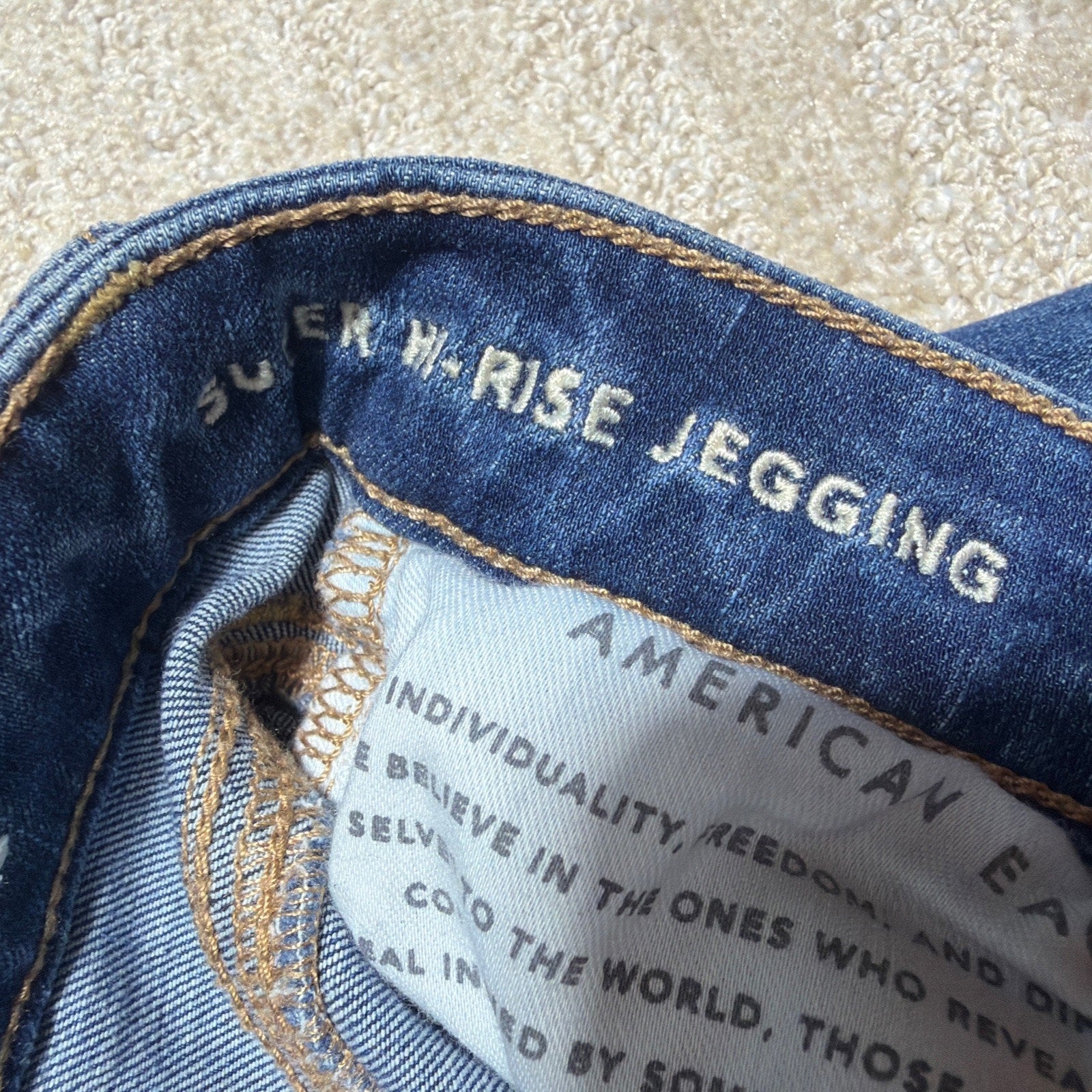 American Eagle Women's The Dream Jean Super Hi-Rise Stretch Denim Blue Jeans