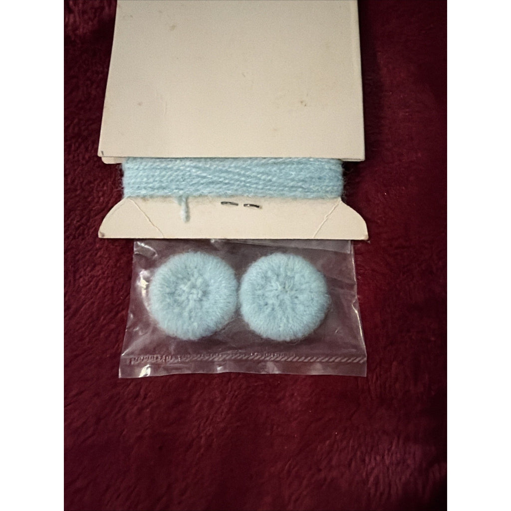 Vintage Blue Knit Covered Buttons Matching Yarn Repair Kit NOS Sewing Notions