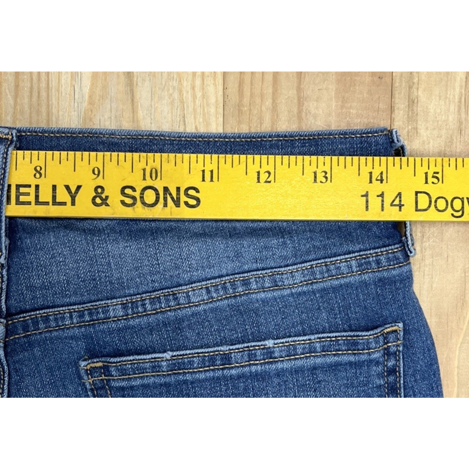 Old Navy Jeans Womens Size 2 The Sweetheart Destressed Curvy Regular Fit Stretch