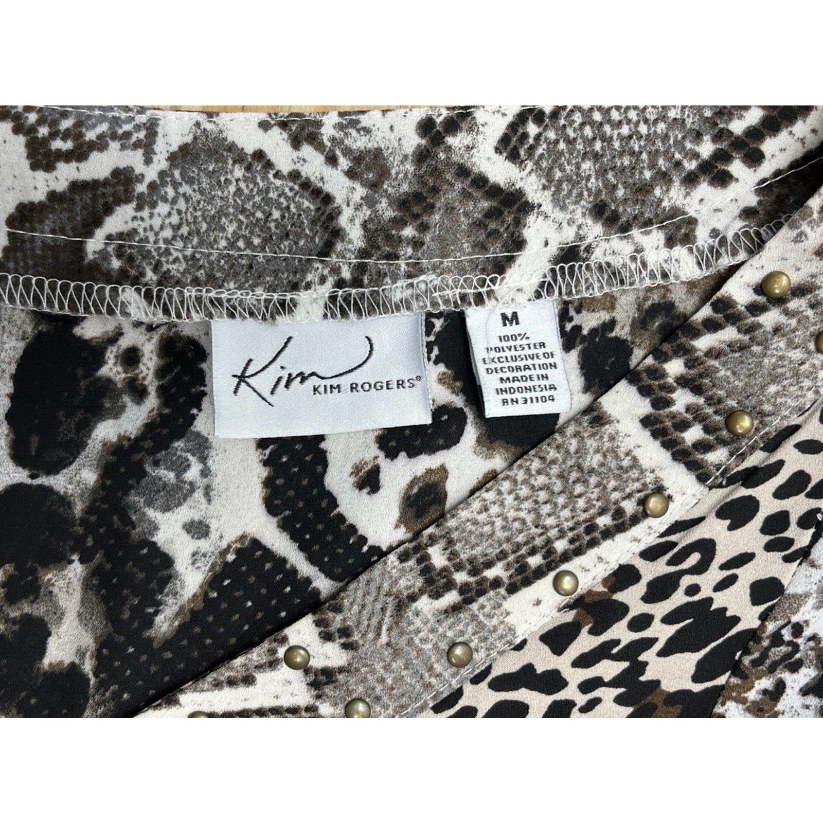 Kim Rogers Animal Print career Tunic blouse Size Medium Polyester