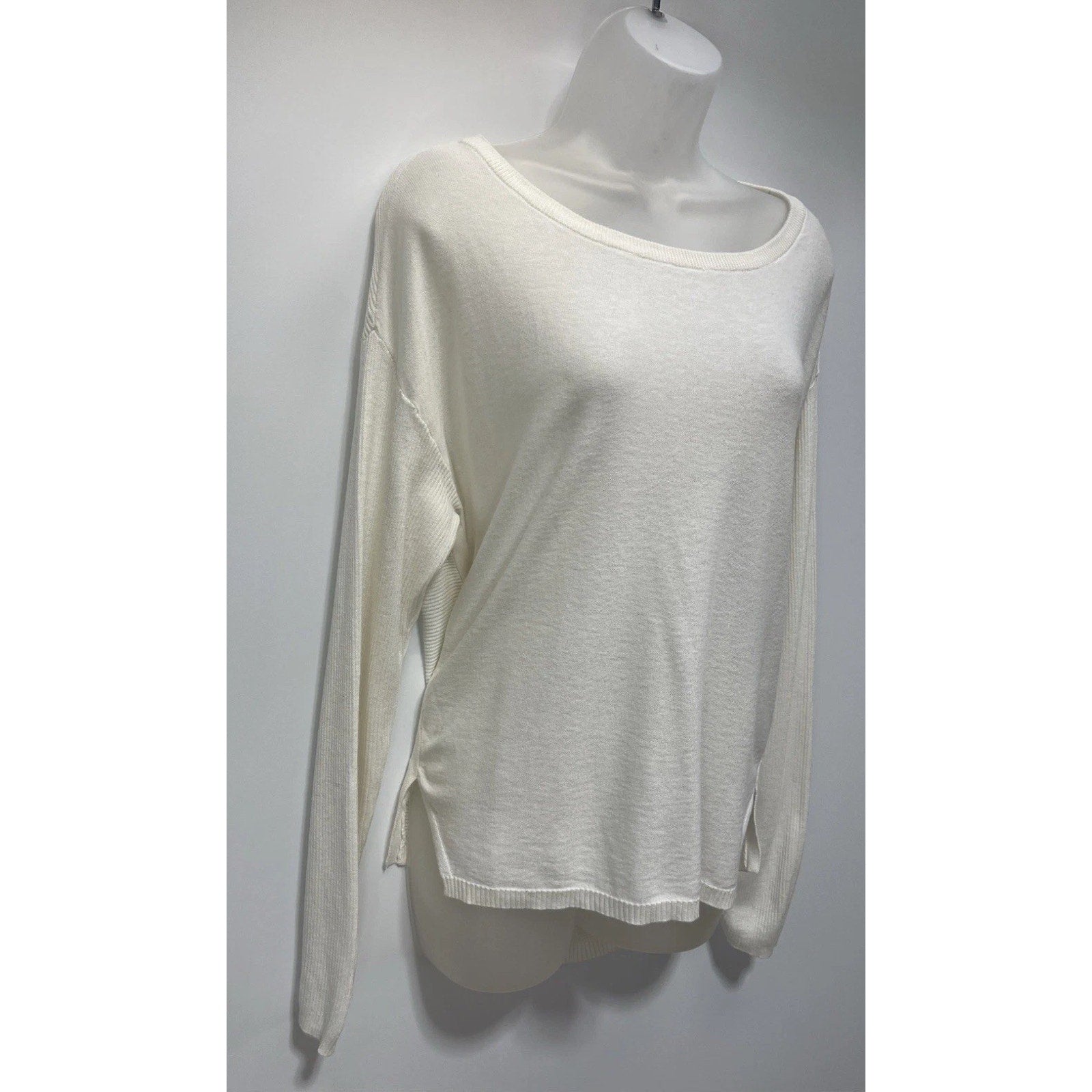 Calvin Klein Boatneck High-Low Knitted Lightweight Pullover Ivory Sweater M