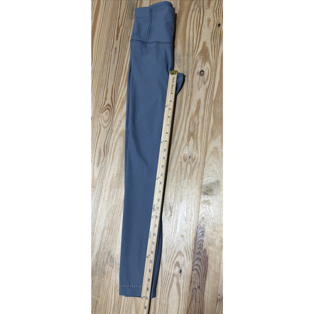 Lululemon Zoned In Tight SENSEKNIT Reflective Detail Size 4 Steel STLE 54233 EUC