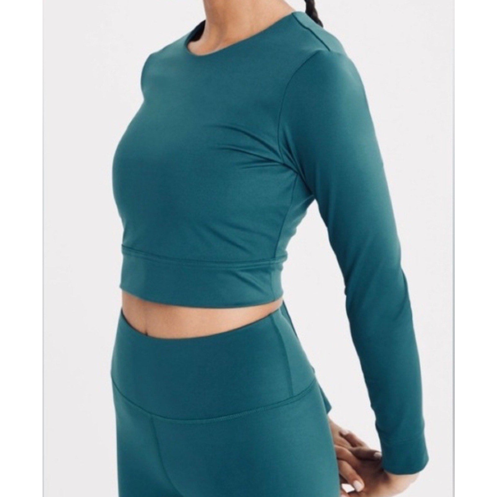 NWT Banana Republic Women's Teal Blue Cropped Long Sleeve Compression Top Size M