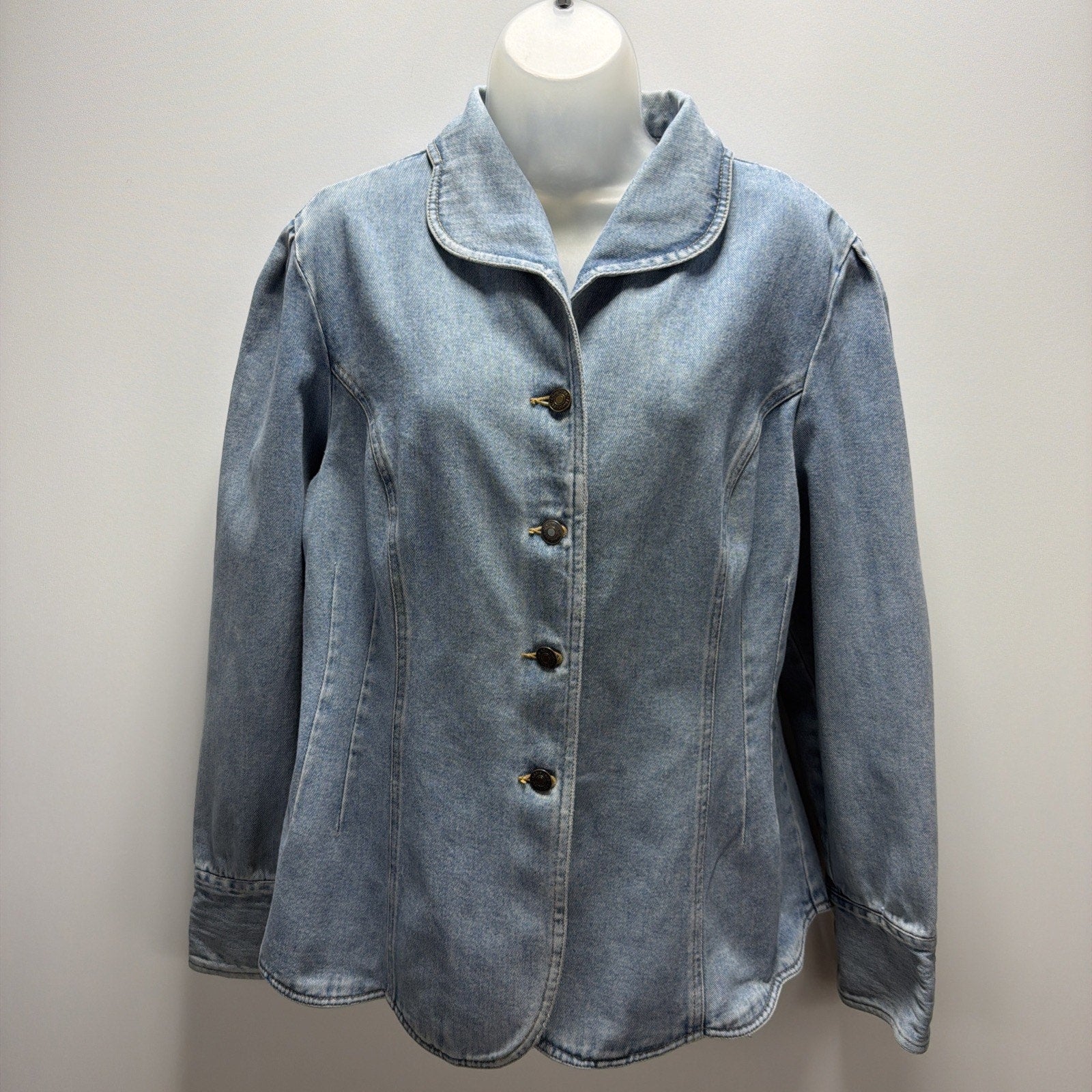 Newport News Jeanology Denim Jacket Women 18 Light Wash Button Front Stretch