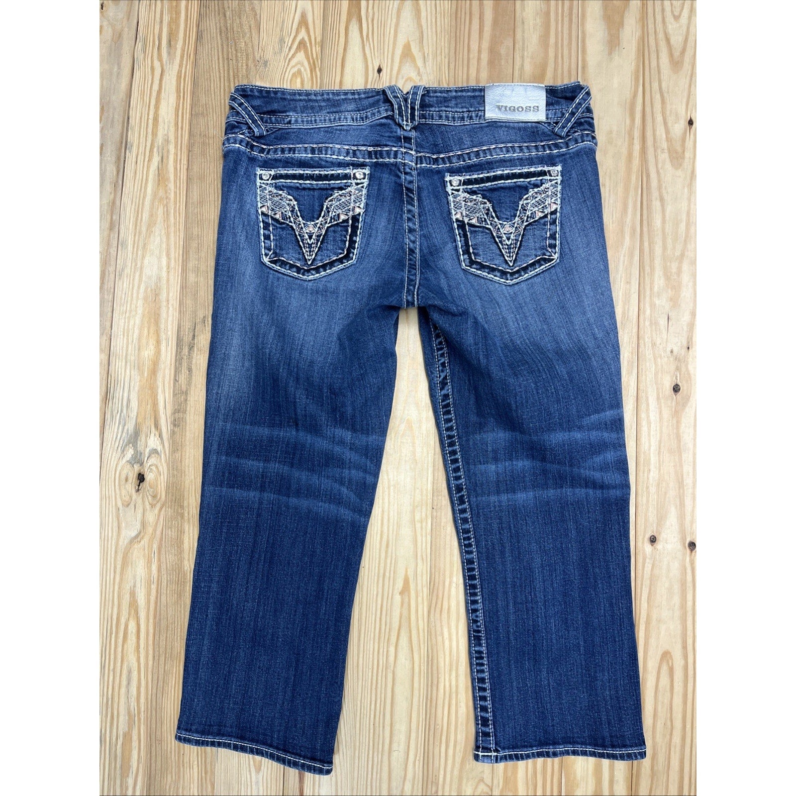 Vigoss Jeans Women's Chelsea CAPRI Embroidered Sequin Stretch (size 9/10