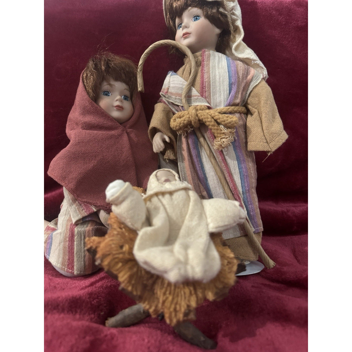 Vintage House of Lloyd A Child Is Born Nativity Mary Joseph Jesus 542132 1990s