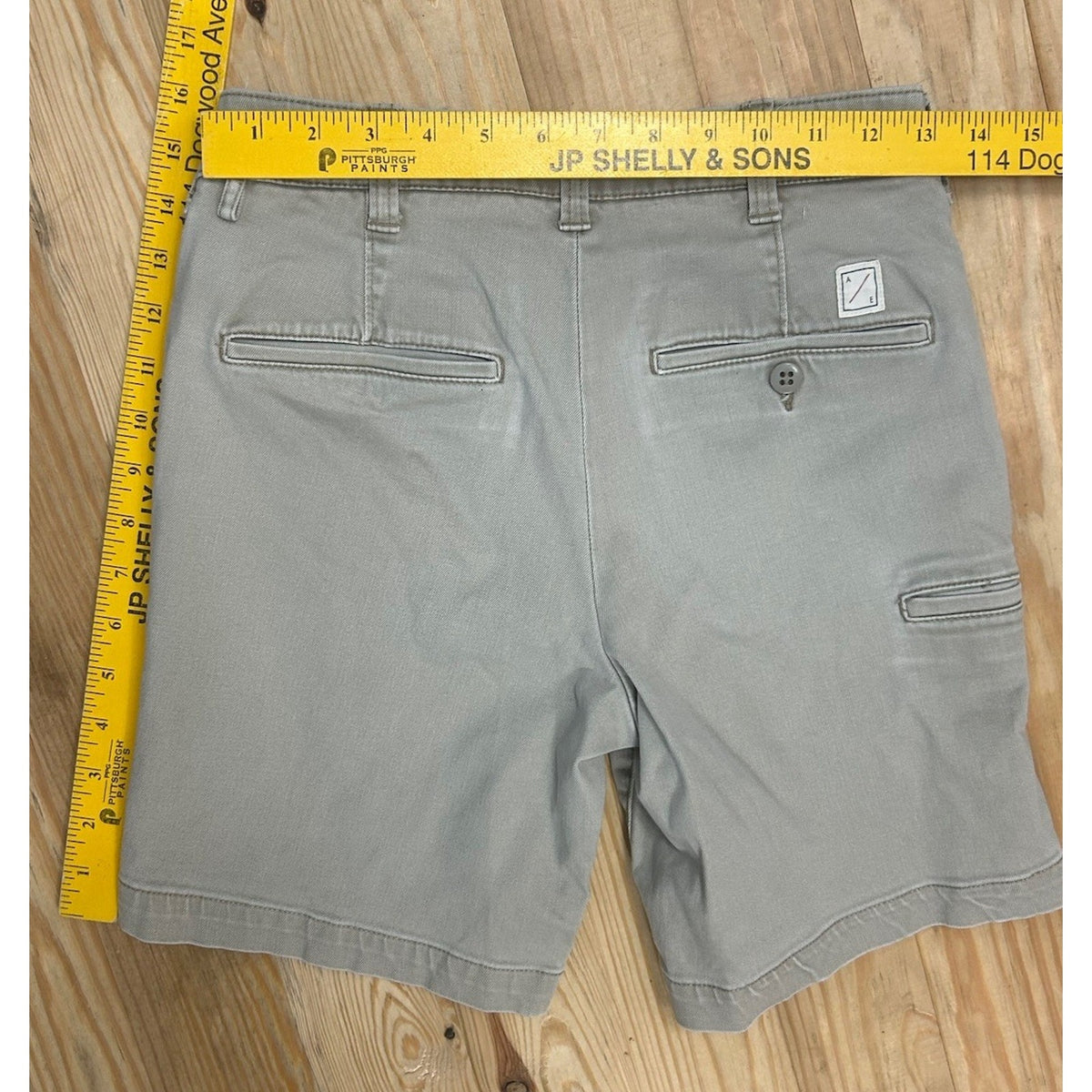 American Eagle Shorts Women’s Slim Fit 24 AE Flex