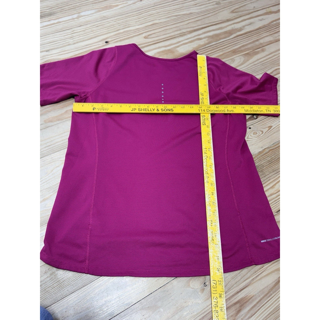 Nike Zonal Cooling Dri-Fit Pink Round Neck Athletic T-Shirt Women’s Size Large