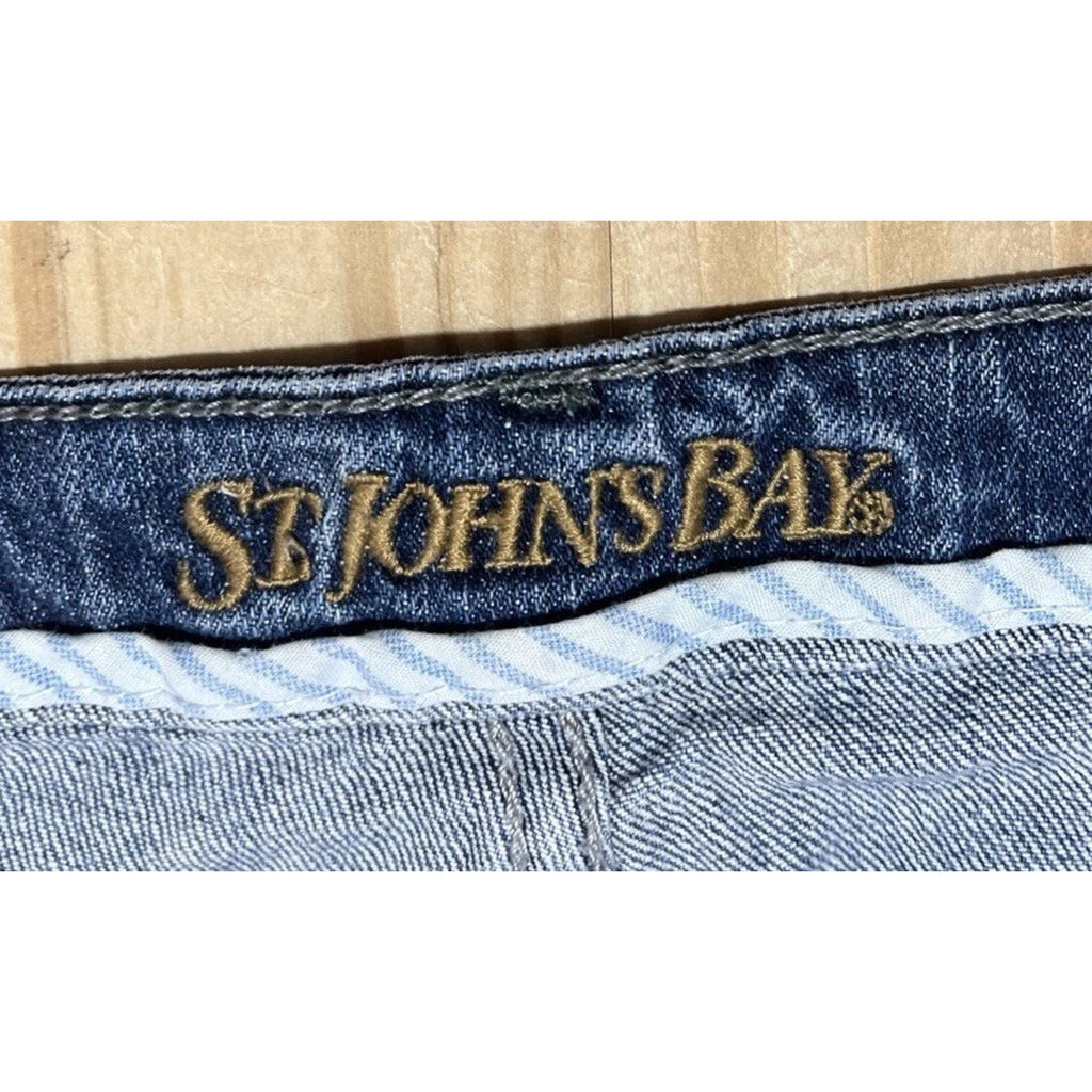 St John's Bay Jeans Women's Mid Rise Embroidered Bootcut Size 8 Average 30x32