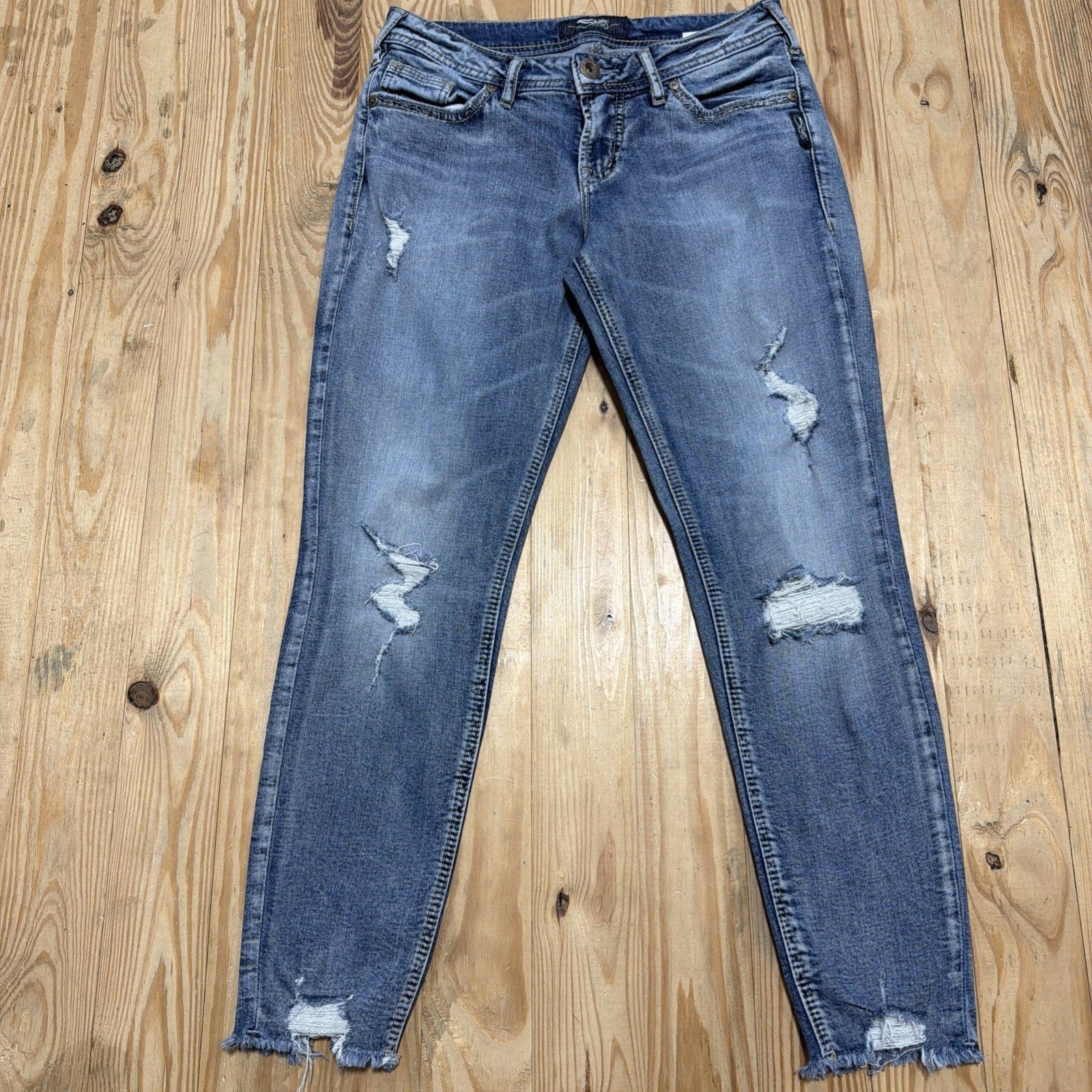 SILVER JEANS Suki Skinny Crop Destroyed Bitten Hem Mid Rise Stretch Jeans 27x26
