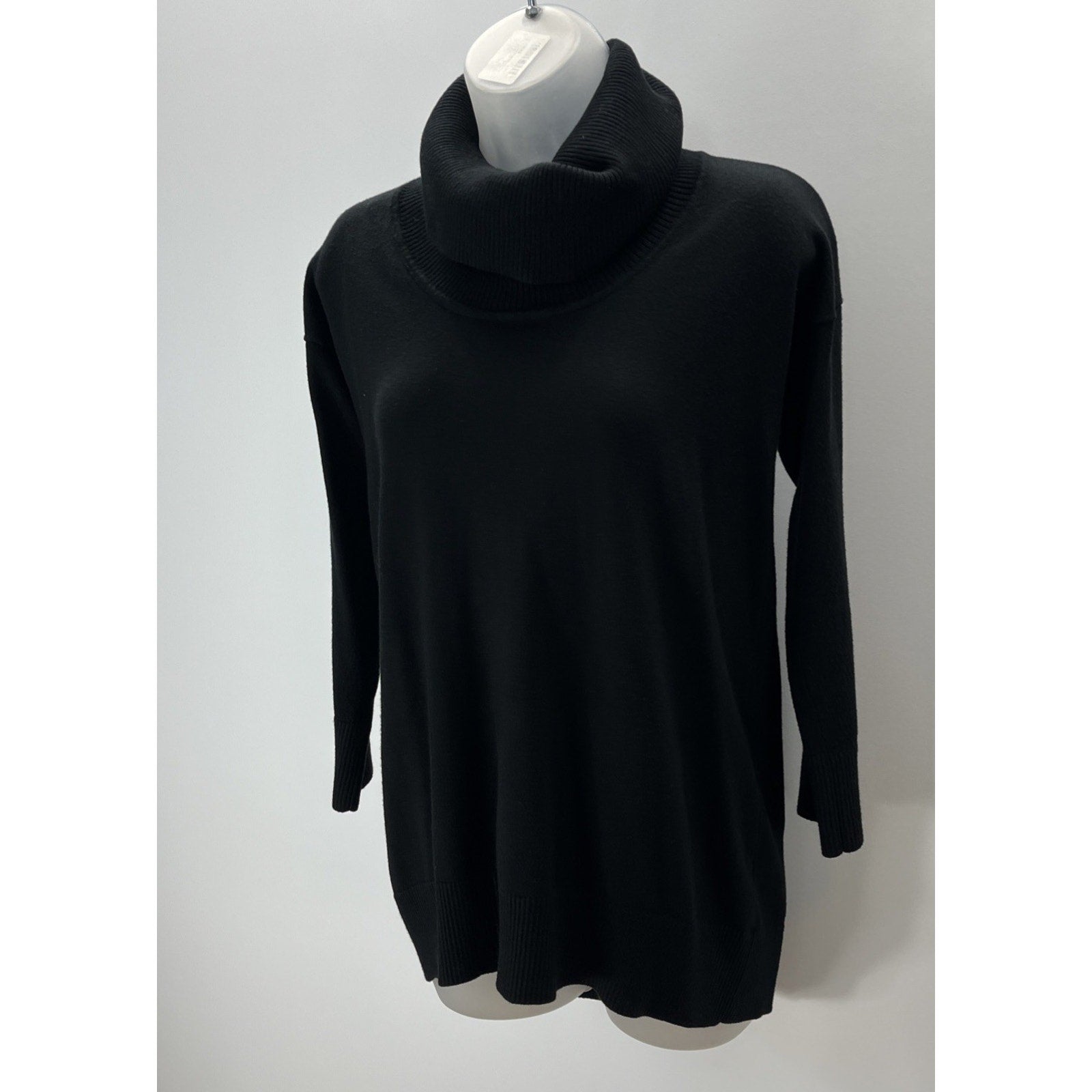 Cable & Gauge women's Size M Black cowl neck sweater