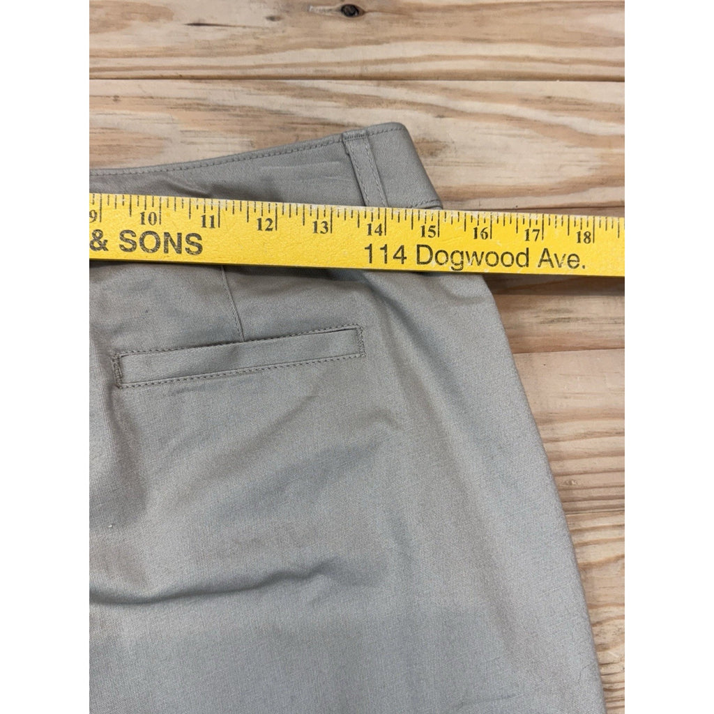 St Johns Bay Women’s Capri Pants 6P Taupe Cotton Crop Mid Calf High Rise NWT