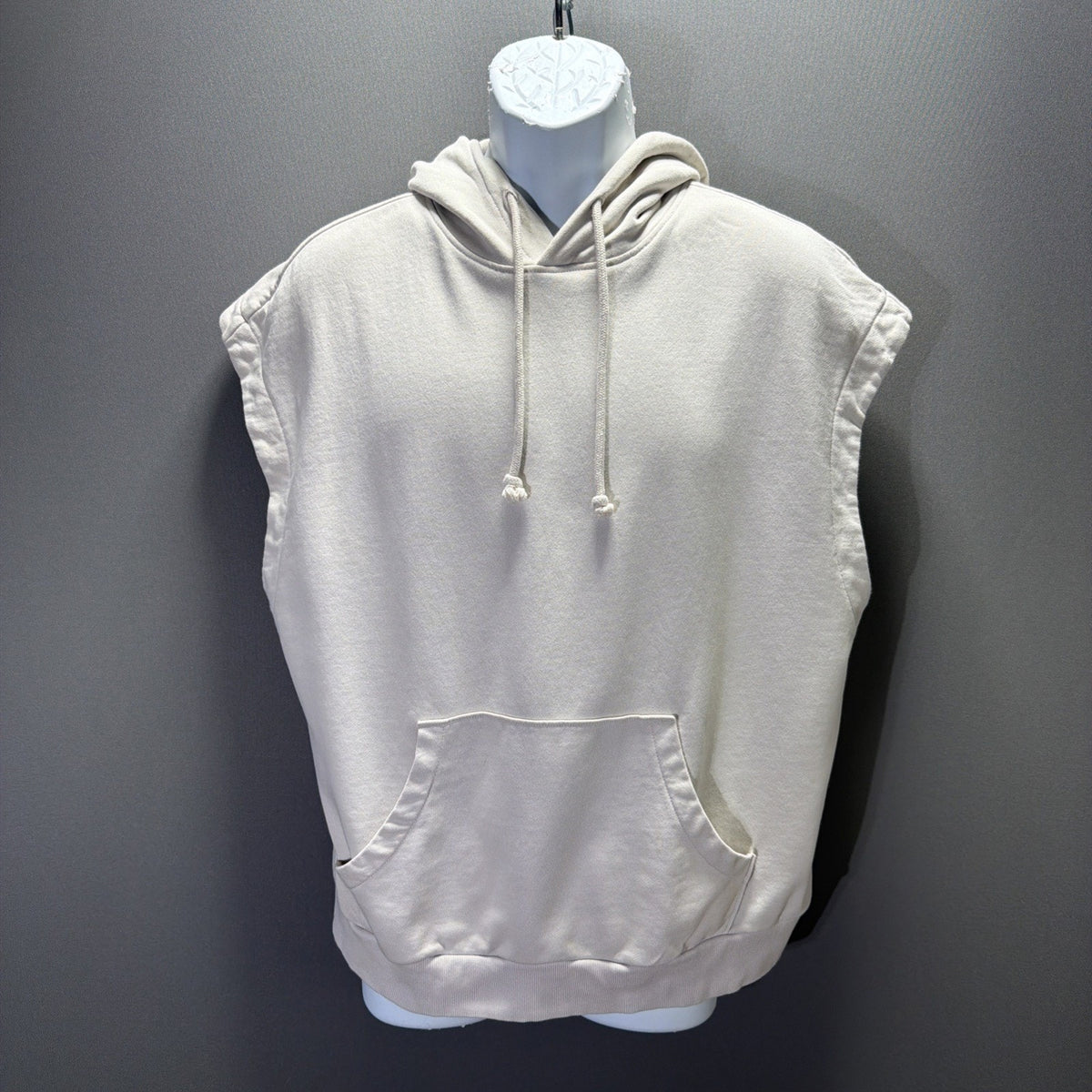 H&M Men Sweatshirt L Beige Sleeveless Drawstring Hoodie Gym Training Pullover