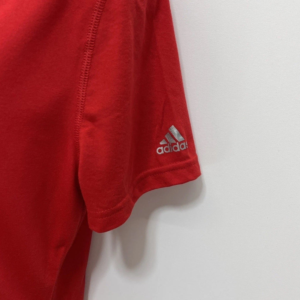 Adidas Ultimate Tee Womens NBA Chicago Bulls Basketball V-Neck Shirt M