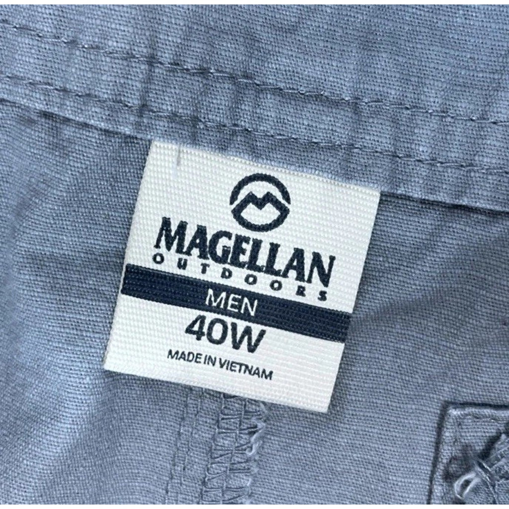 Magellan Sportswear Mens Relaxed Gray Cargo Shorts Size 40