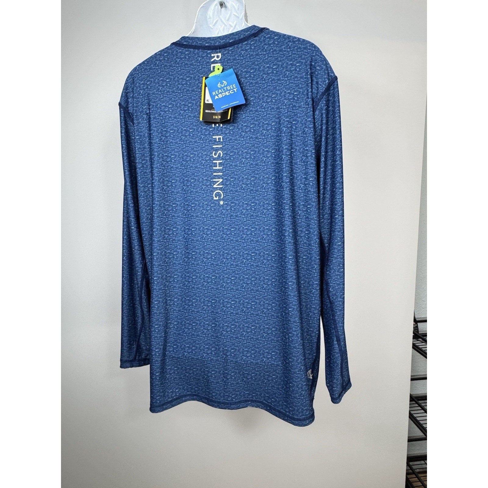 NEW Realtree Fishing Men's Shirt in Blue Reversible UPF30 Size 2XL