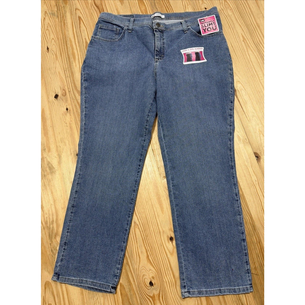 NWT LEE CLASSIC FIT STRAIGHT LEG STRETCH POLY/COTTON JEANS SZ 18W Petite