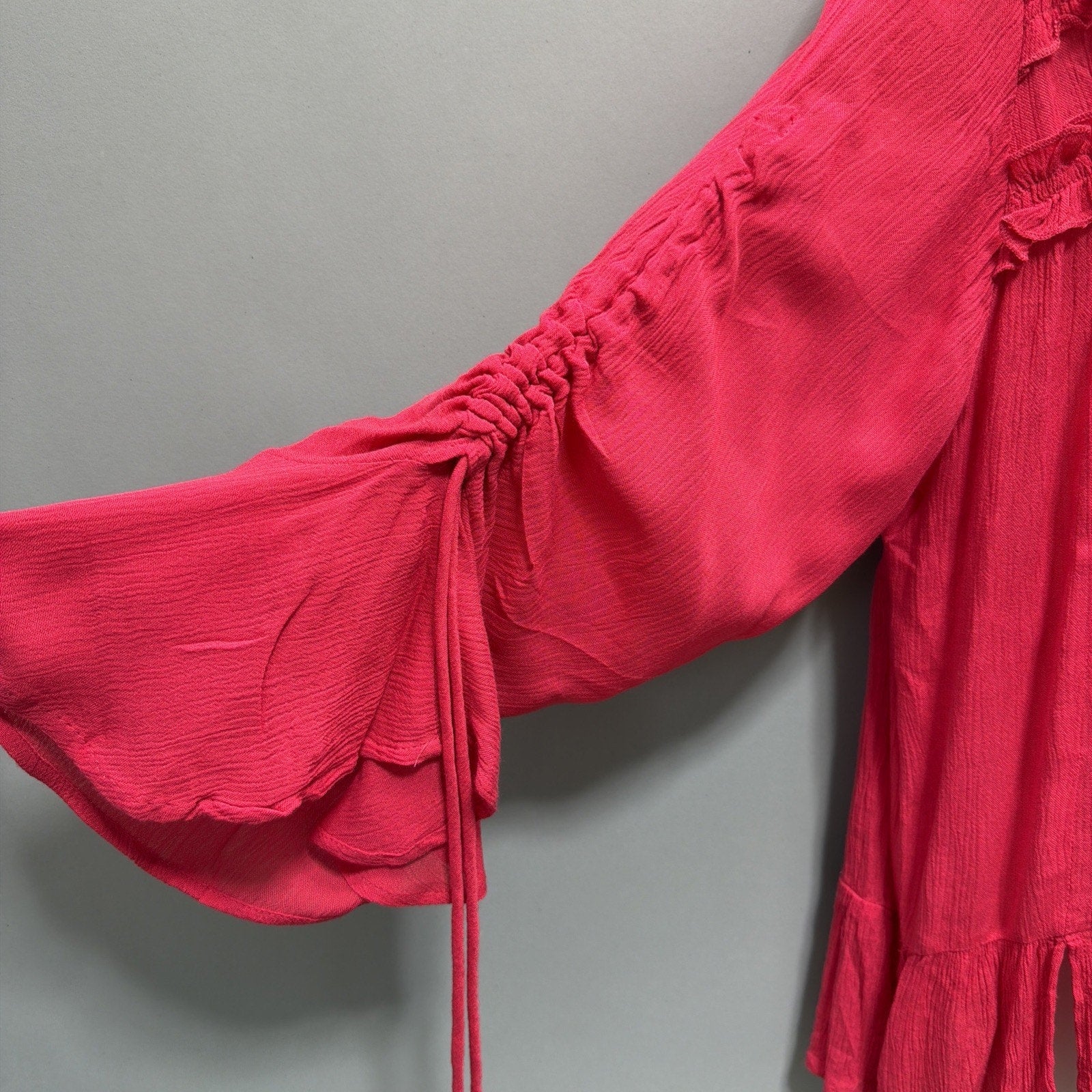 Rock & Indigo Womens Blouse Sz Meduim Red Ruffle Long Sleeve peasant NWT