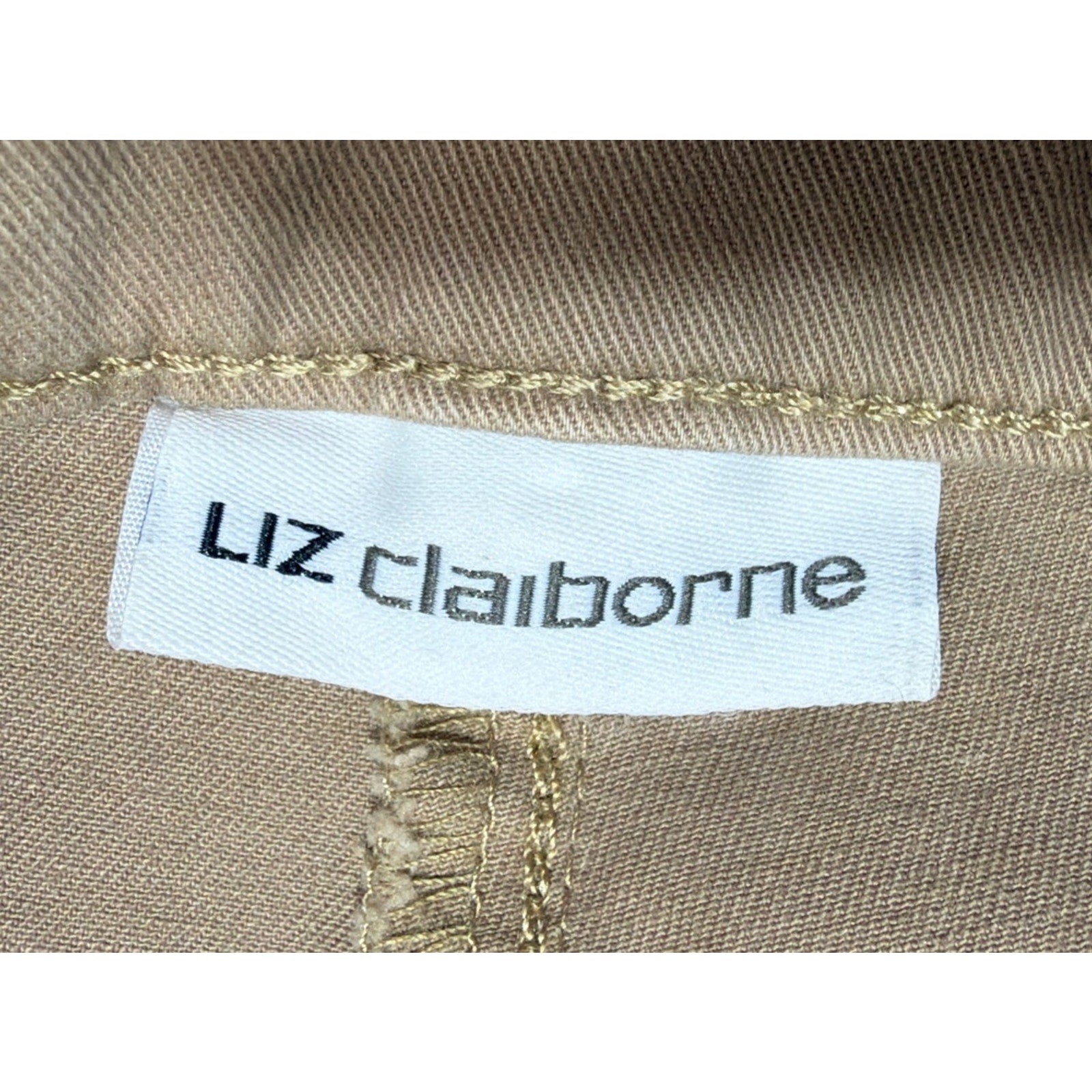 Liz Claiborne Cargo Crop Women's Size 8 Casual New 34x25