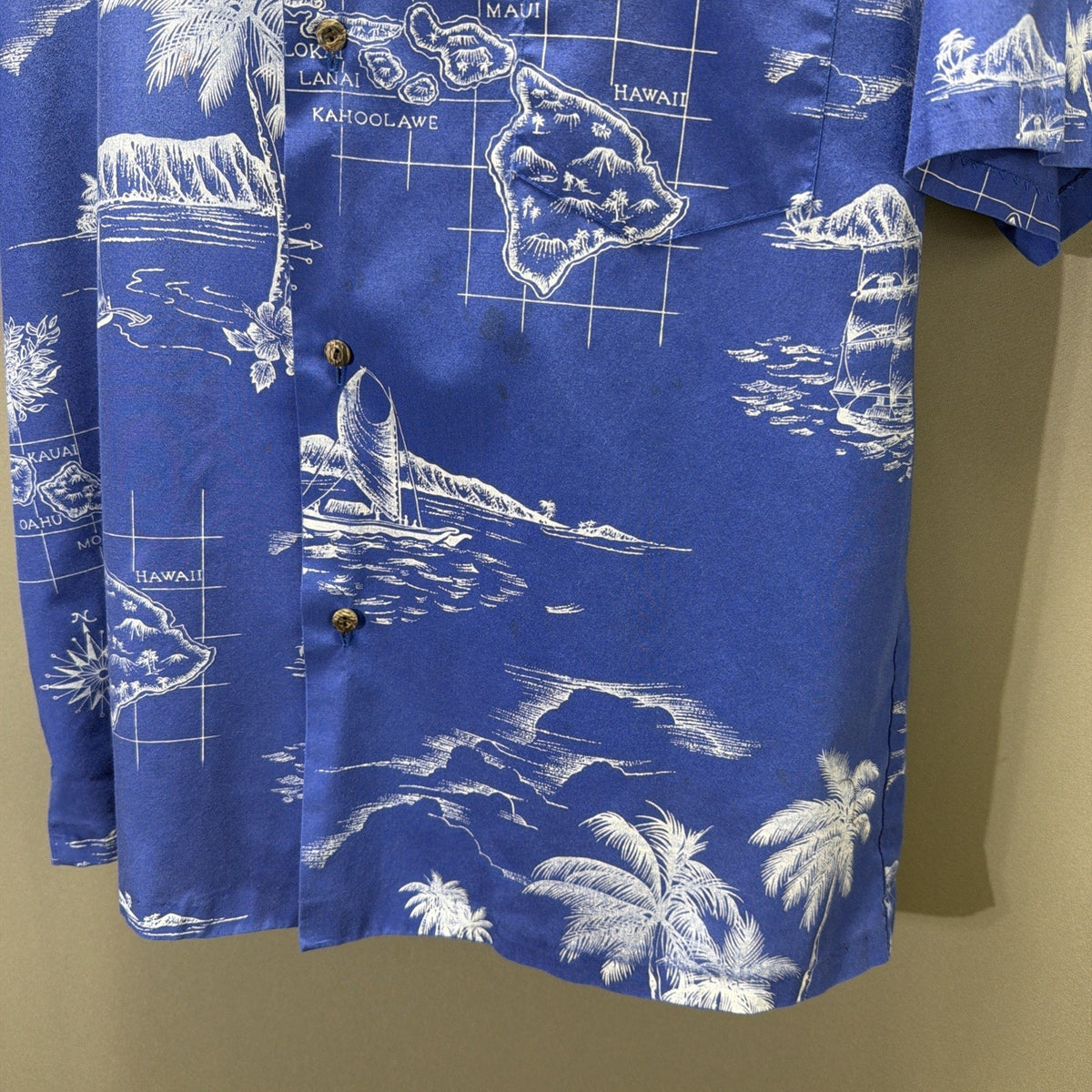 VTG Royal Creations Hawaiian Shirt Mens XL Button Up Aloha Made In Hawaii. Spot