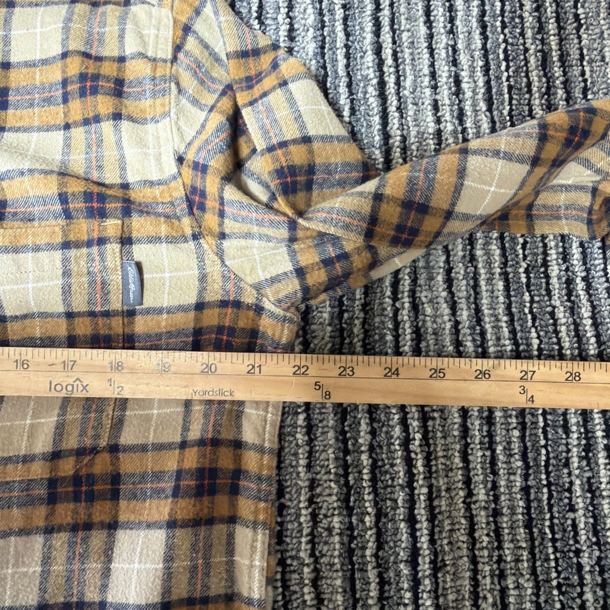 Eddie Bauer Shirt Blue Brown Plaid Flannel Mens Size Medium Outdoor Casual