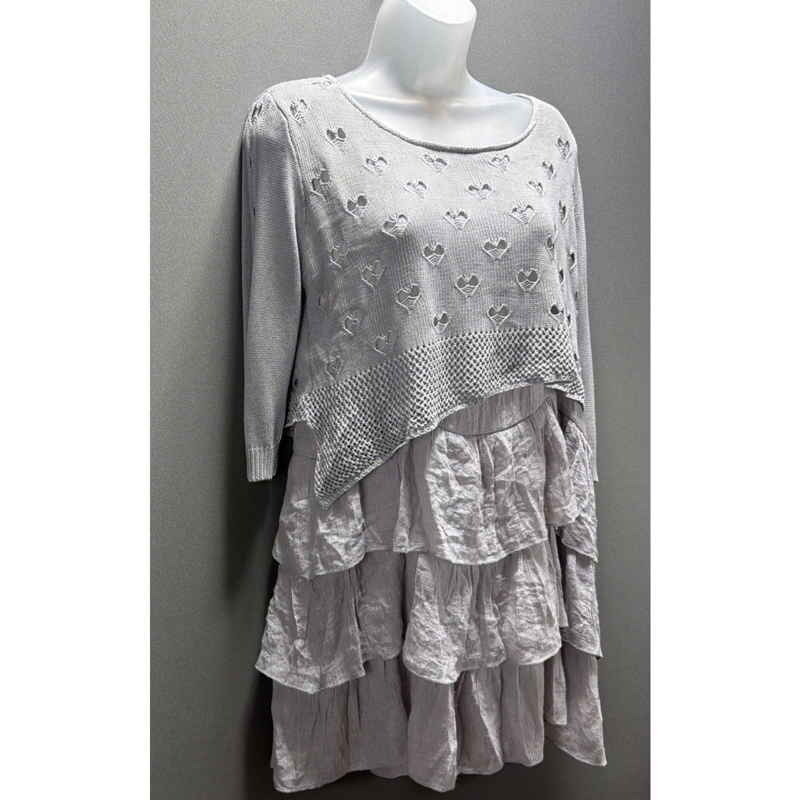 Selfie Couture By Trendology Grey 3/4 Sleeve Tiered Sweater Mini Dress Tunic M/L