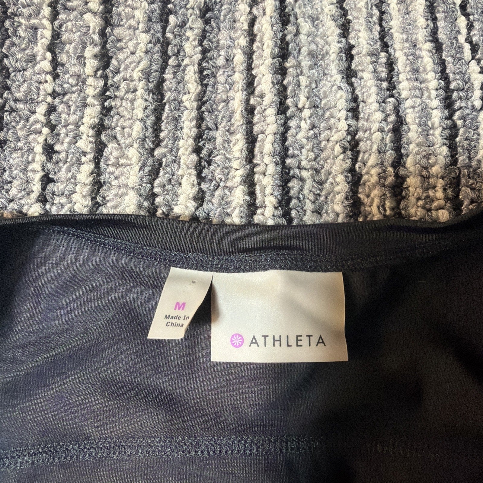 Athleta Ruched Tank Black Athleisure Athletic Size Medium Stretch