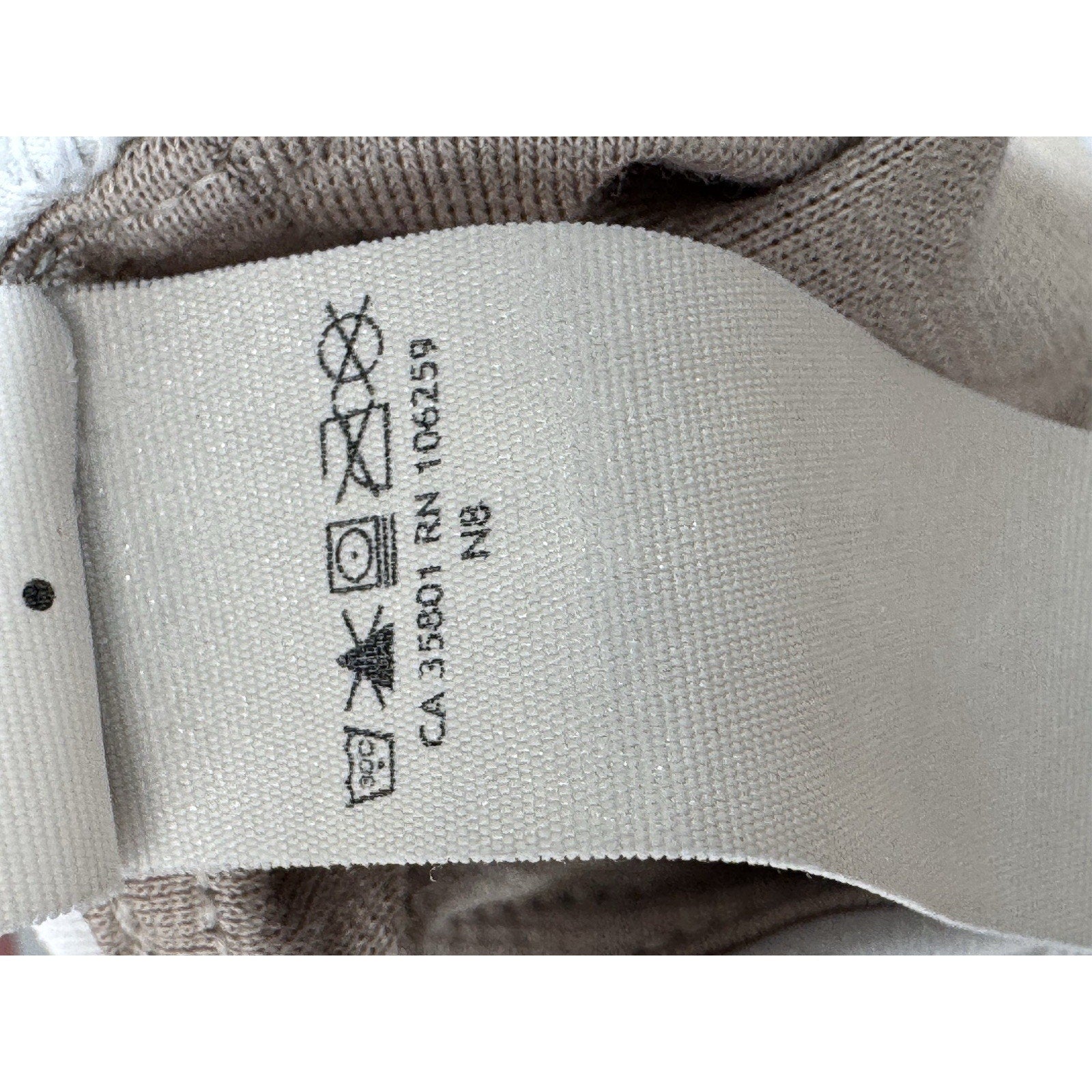 Lululemon Energy Longline Bra Light Gray Medium Support A Cups Women’s 4