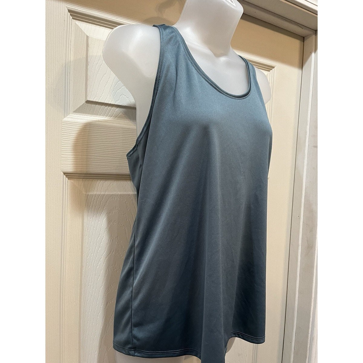 Athletic Works Women's Size Medium Active Racerback Green Tank