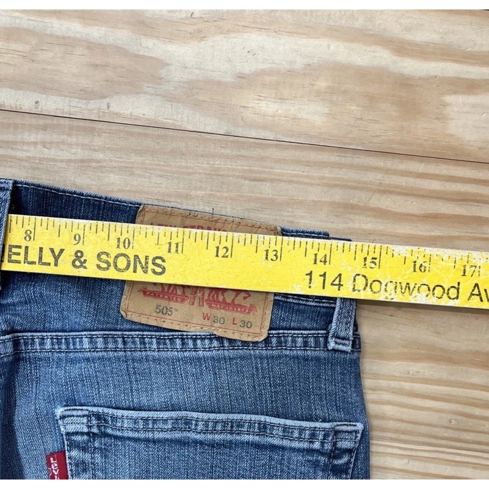 Levi's 505 Straight Jeans Men's Size 30x30 Blue Medium Wash 5-Pocket Whisker