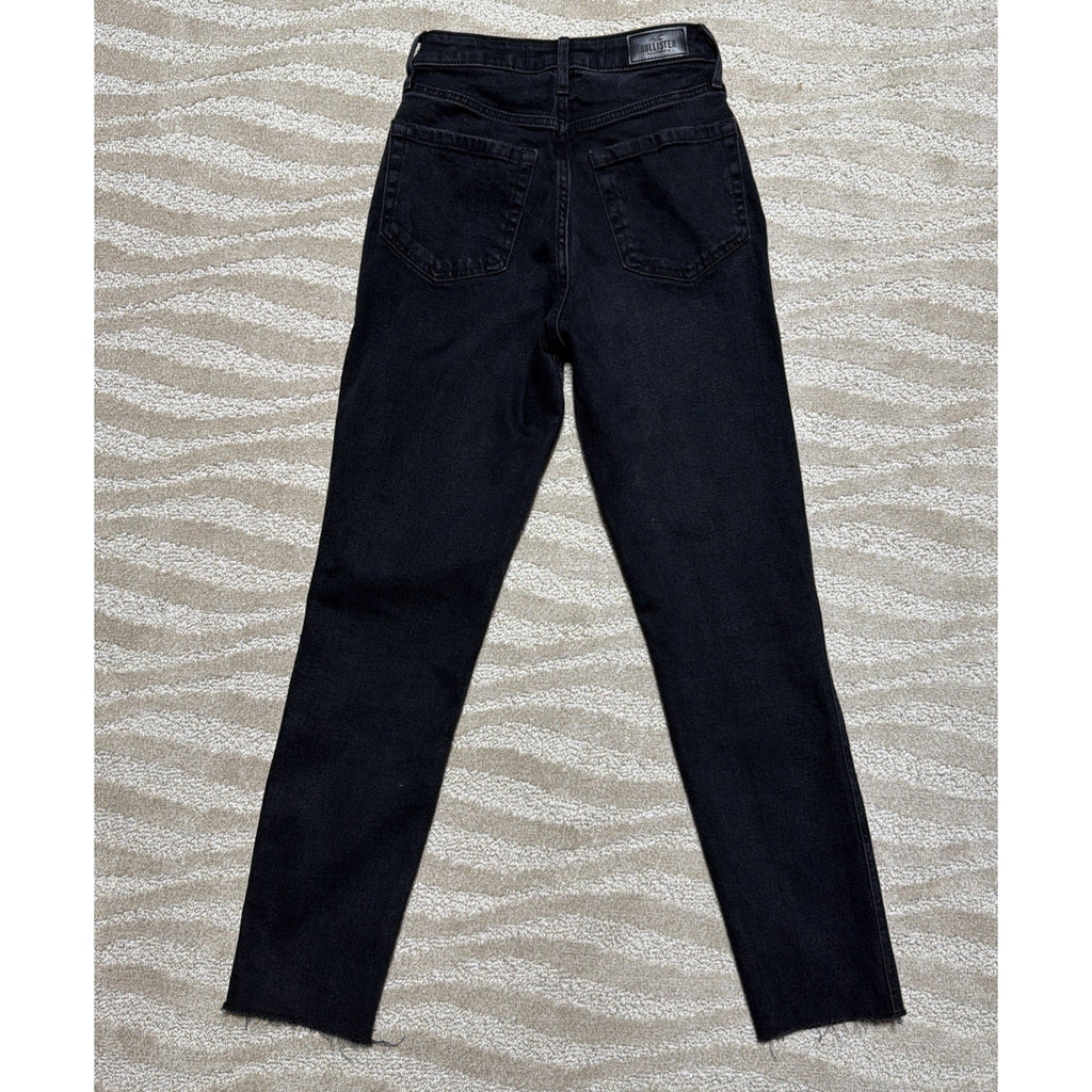Hollister Women’s Black Denim Ultra High-Rise Mom Jean Sz 00R 23x27 Raw Hem
