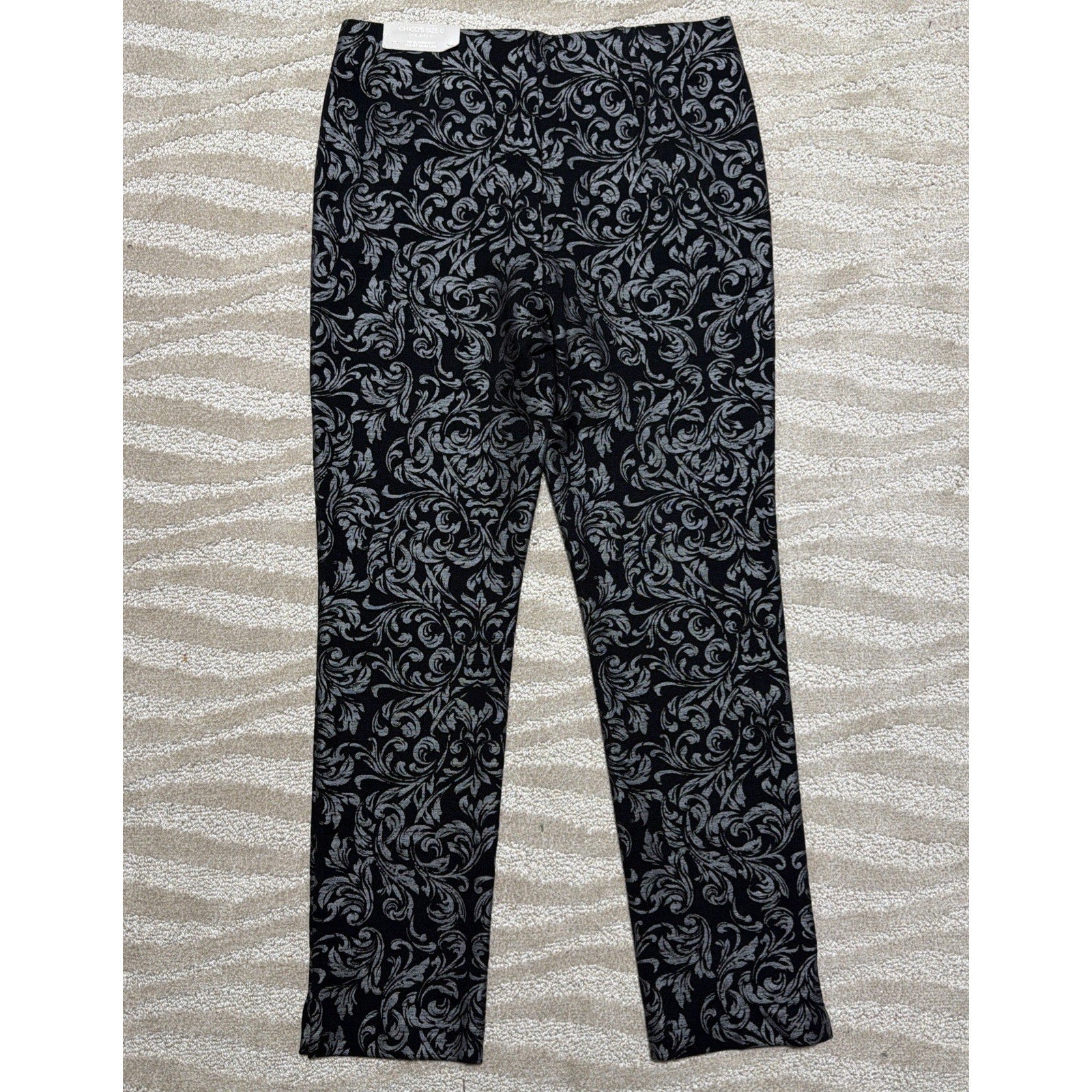 Chico's Women's So Slimming Petite Juliet Scroll-Print Ankle Pants Size 4 NWT