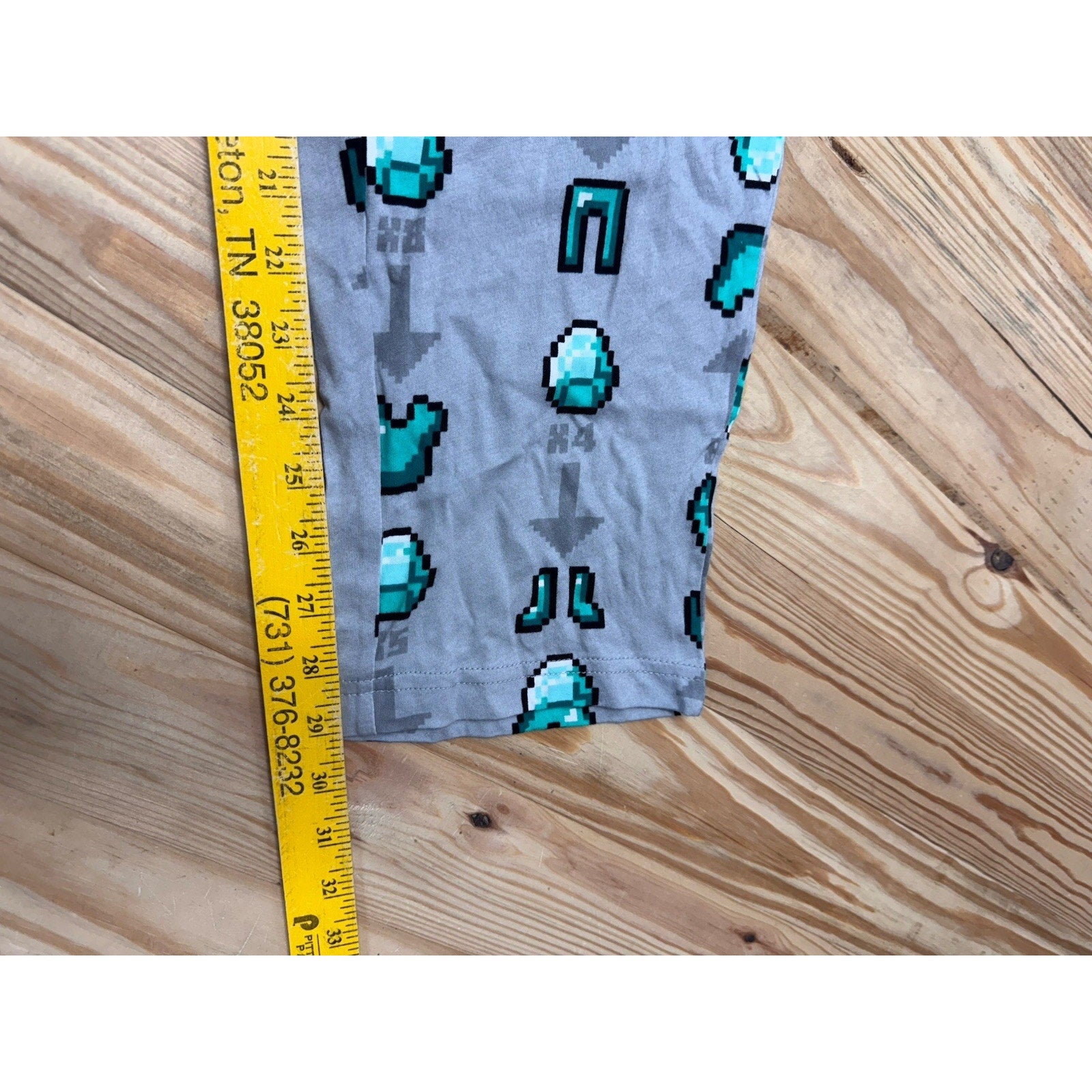 Minecraft Men’s Diamond, Diamond Armor Gray Printed Lounge Sleep Pants Small