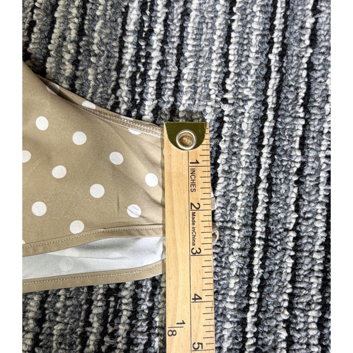 Lululemon Hotty Hot High-Rise Short 2.5" Simple Polka White Sheer Oak Size 4