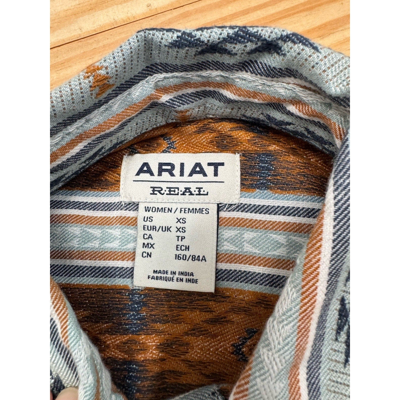 Ariat Real Creekside Pearl Snap Long Sleeve Shirt Women’s XS aztec western NWT