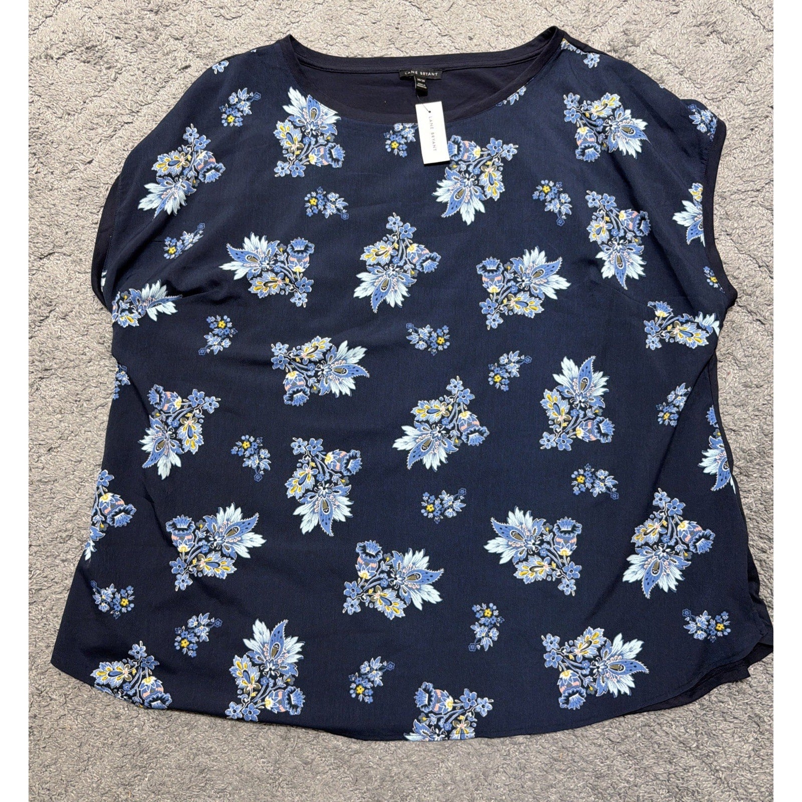 New! LANE BRYANT Women's 26/28 Sleeveless Navy Floral Pop Over top