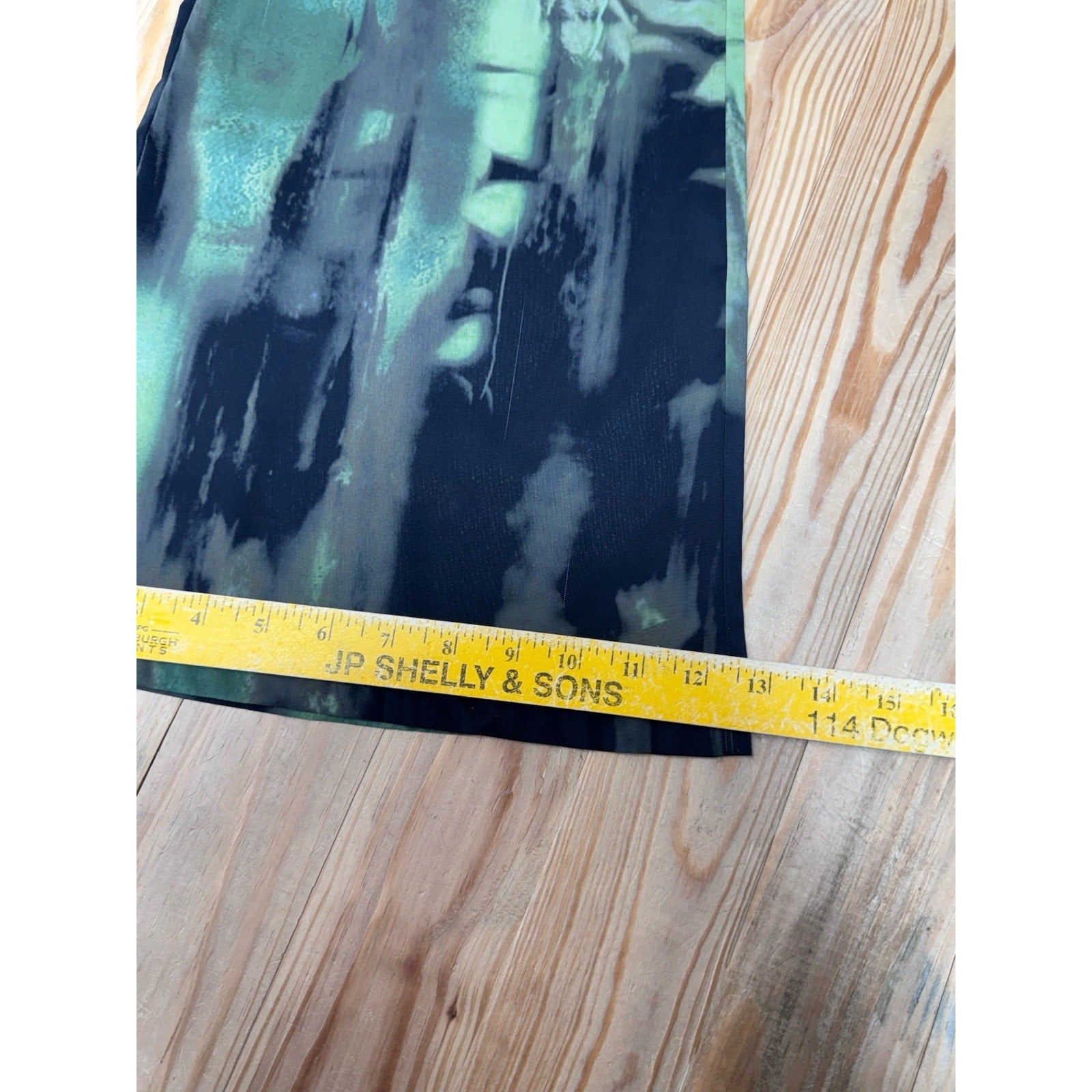 PRETTY LITTLE THING Plus Green Grunge Print Chiffon Flare Pants SIZE 12