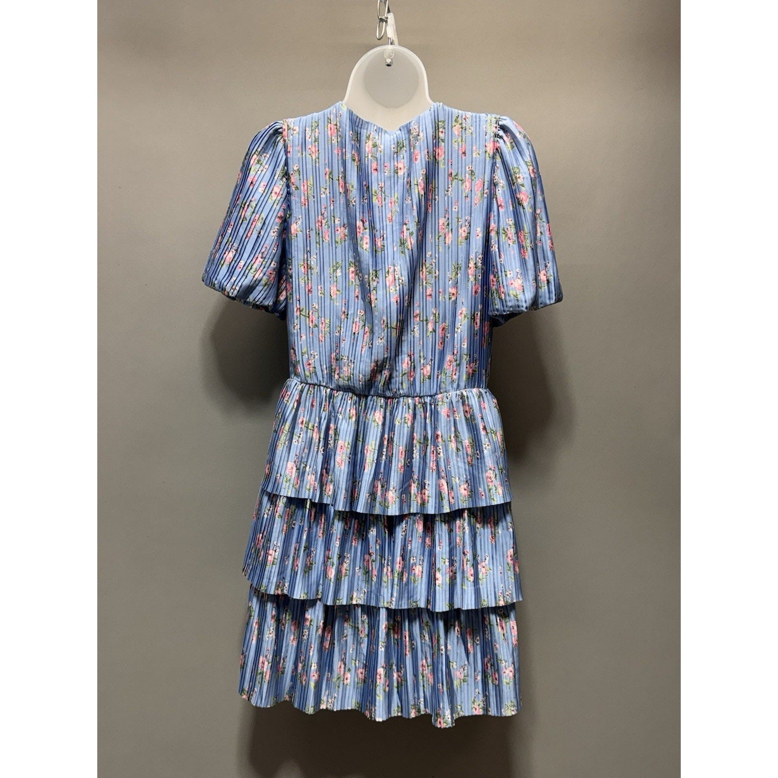 Wayf Floral Tiered Minidress In Blue Roses Baby Blue Women’s Dress Size M 6-10