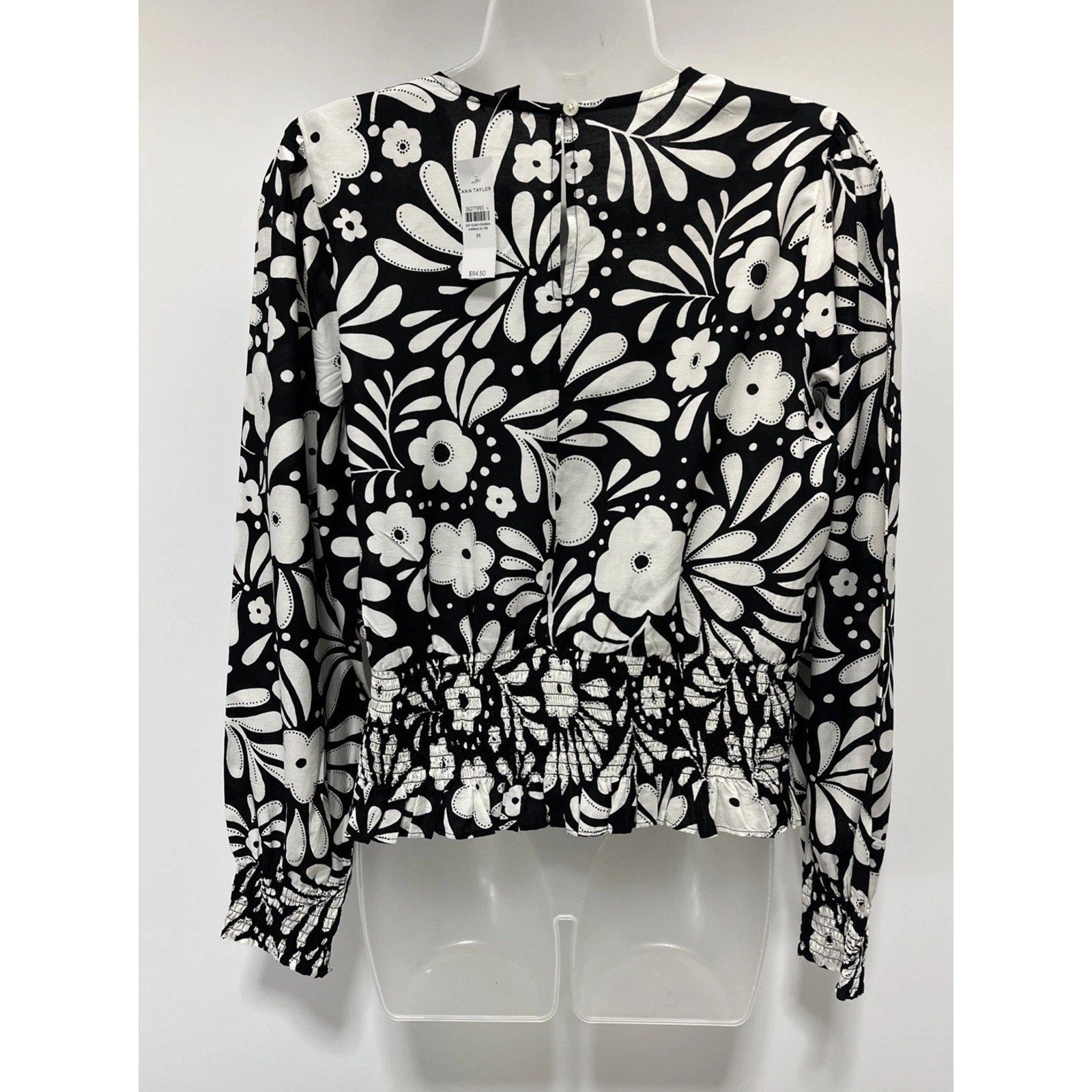 NWT Ann Taylor Blouse Black White Floral Top. Career. Medium 95$ Msrp