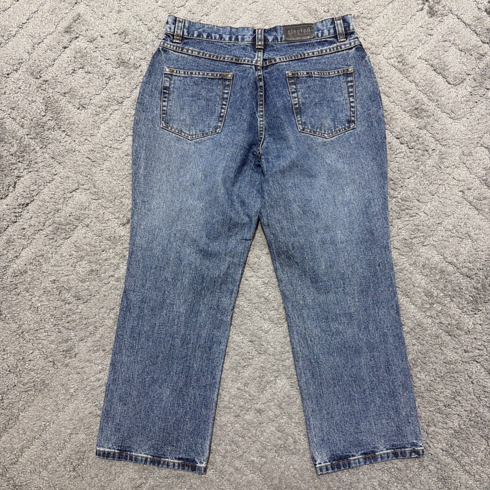 VINTAGE Lee Riveted Jeans Womens 8M Relaxed Cropped Blue Medium Wash