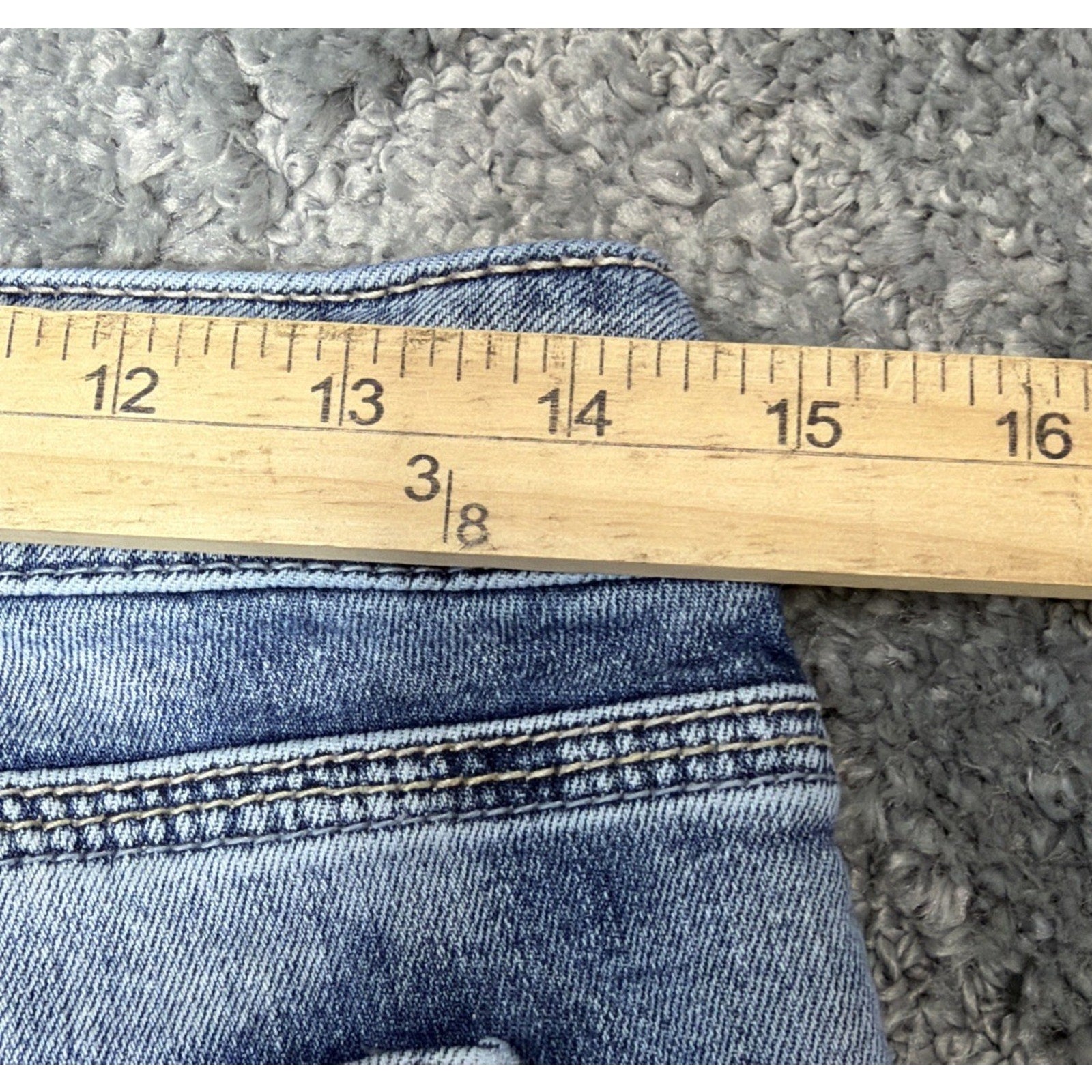 SILVER JEANS Suki Skinny Crop Destroyed Bitten Hem Mid Rise Stretch Jeans 27x26