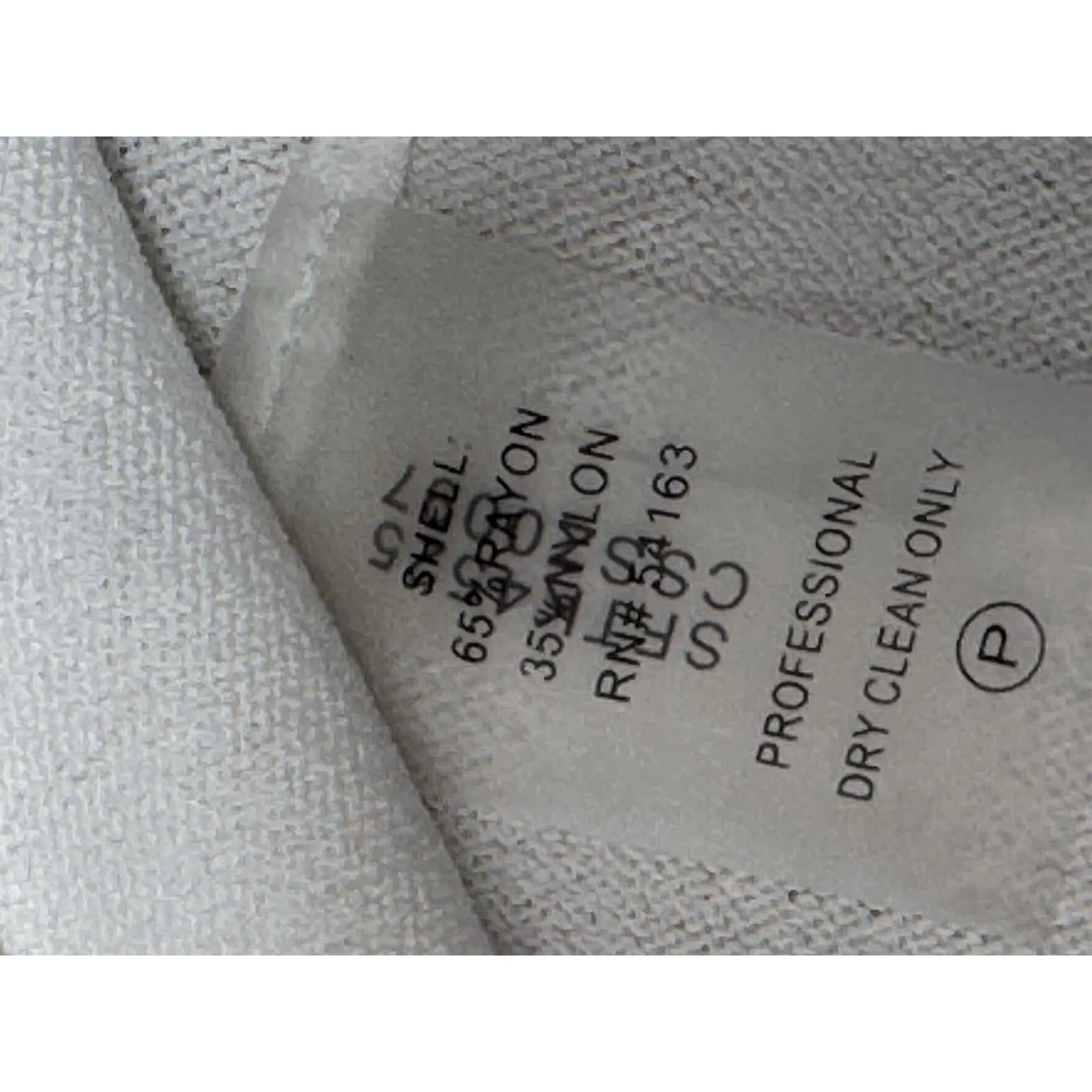 Calvin Klein White Rayon Shell Scoop Neck Sleeveless Pullover Women’s Size L
