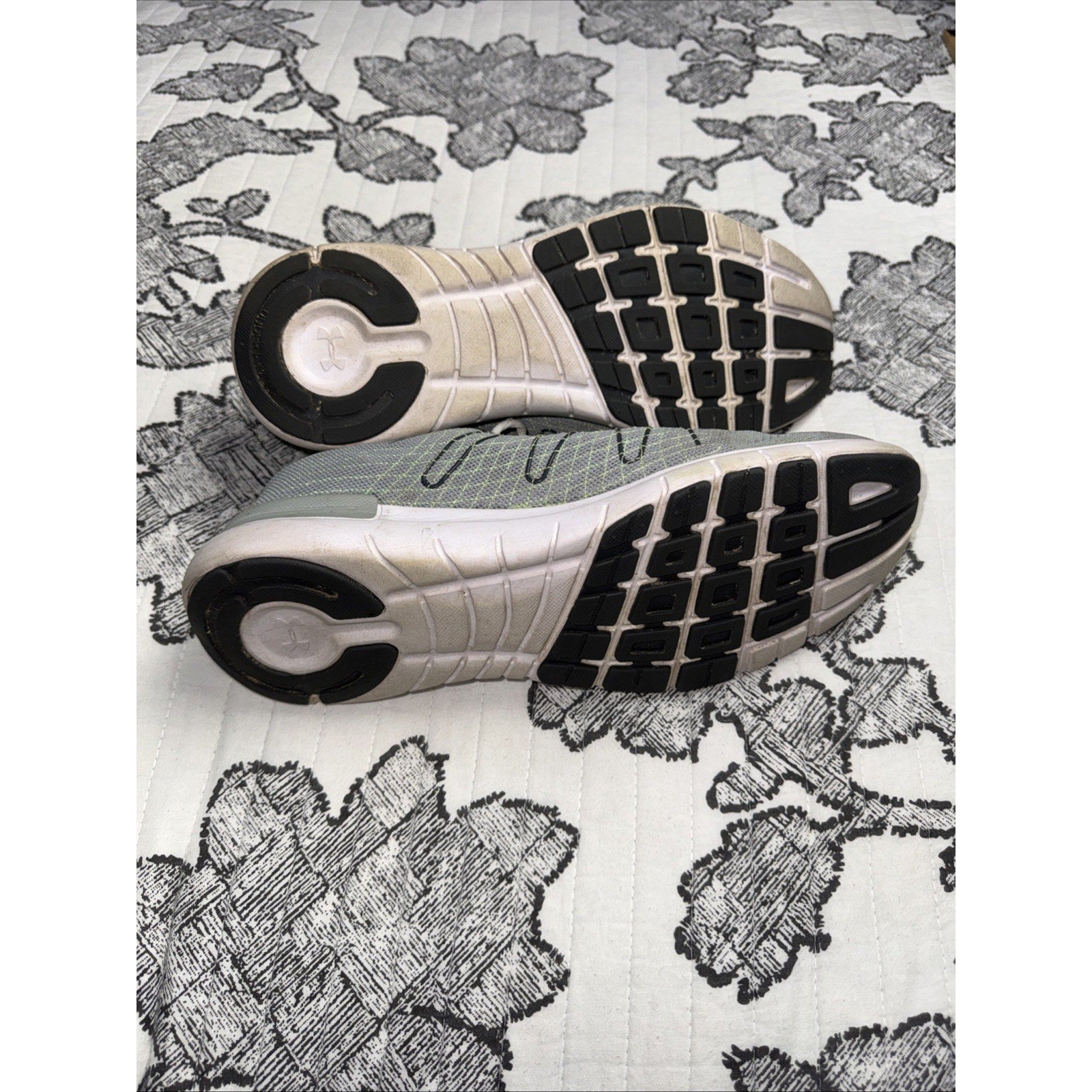 Under Armour Men’s Green Thrill 3 Athletic Running Shoes Size 11 2017