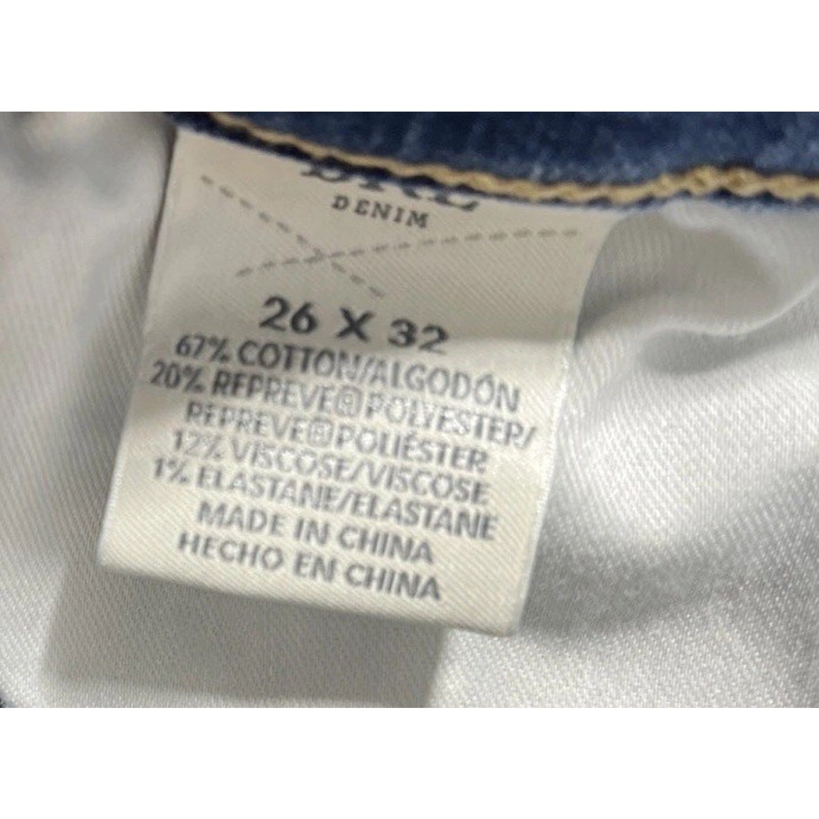 BKE Payton Jeans Womens 26x32 Mid Rise Straight Universal Fit Distressed Denim
