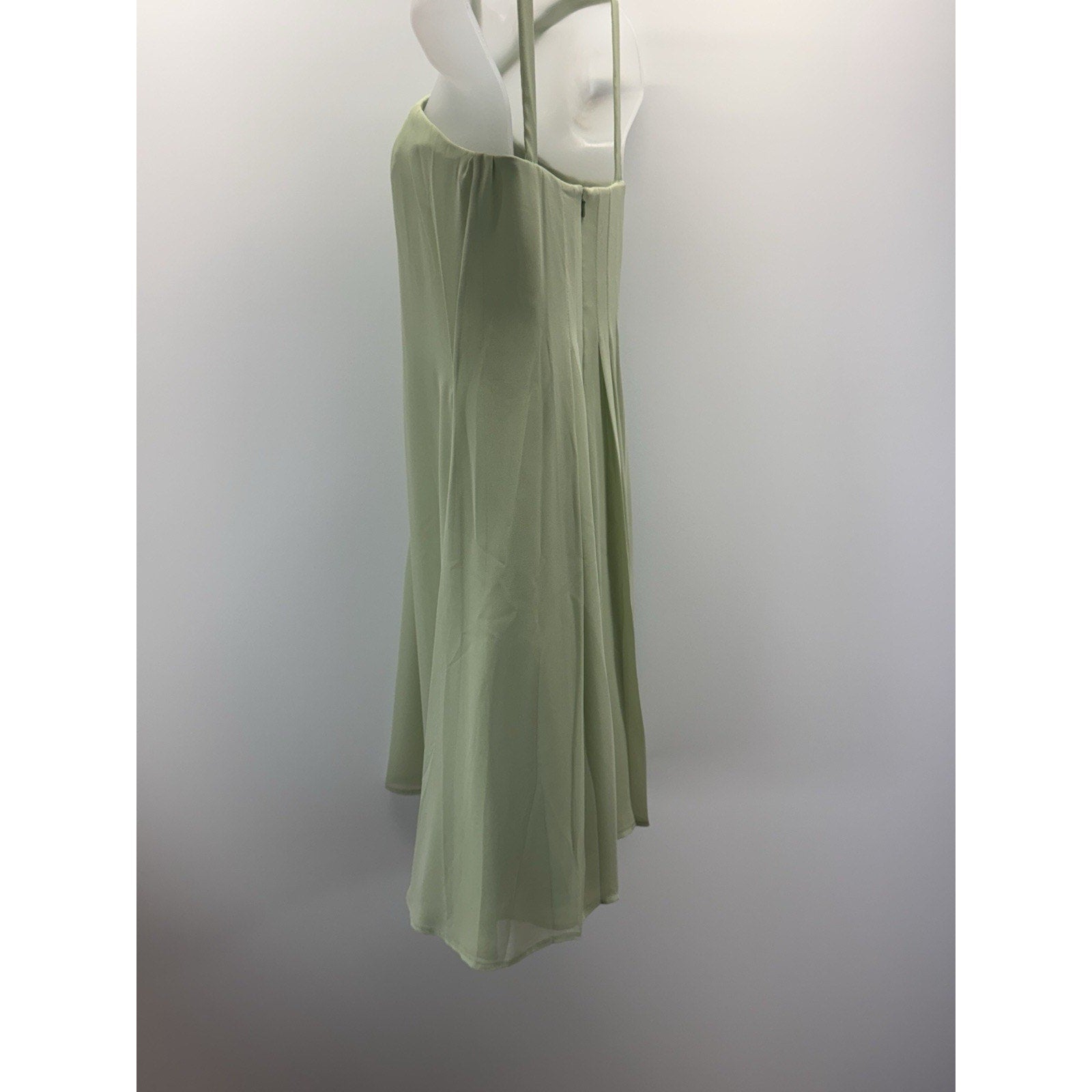 B2 Women's Green Satin Halter Crepe Back Mini Dress Size 2