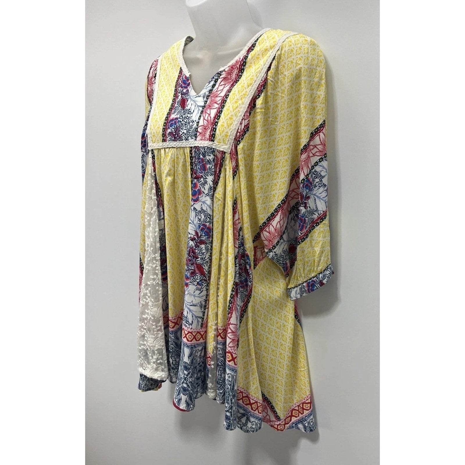 Umgee USA Boutique Women's Small Yellow Lace Short Sleeve Cute Tunic Top