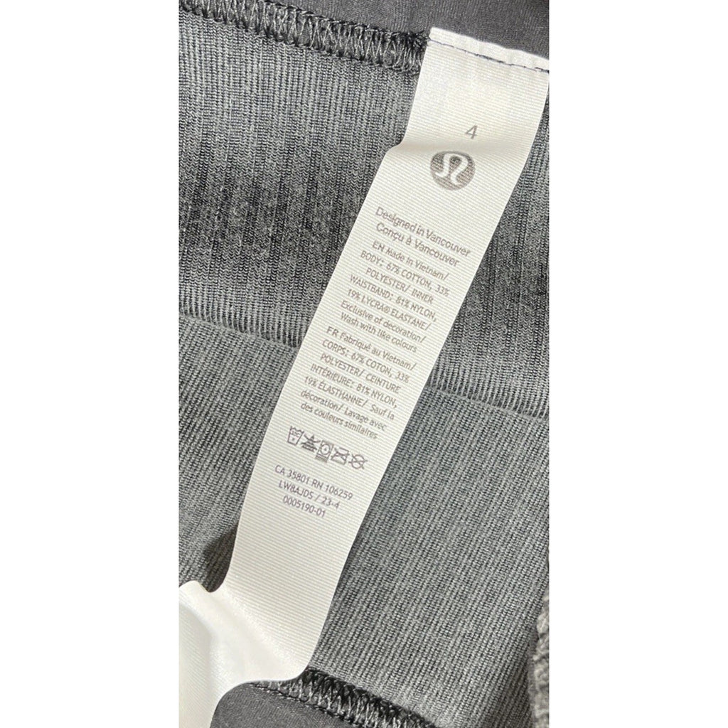 Lululemon Scuba Mid-Rise Mini Skirt Velvet Cord Black Women's Size 4 NWT