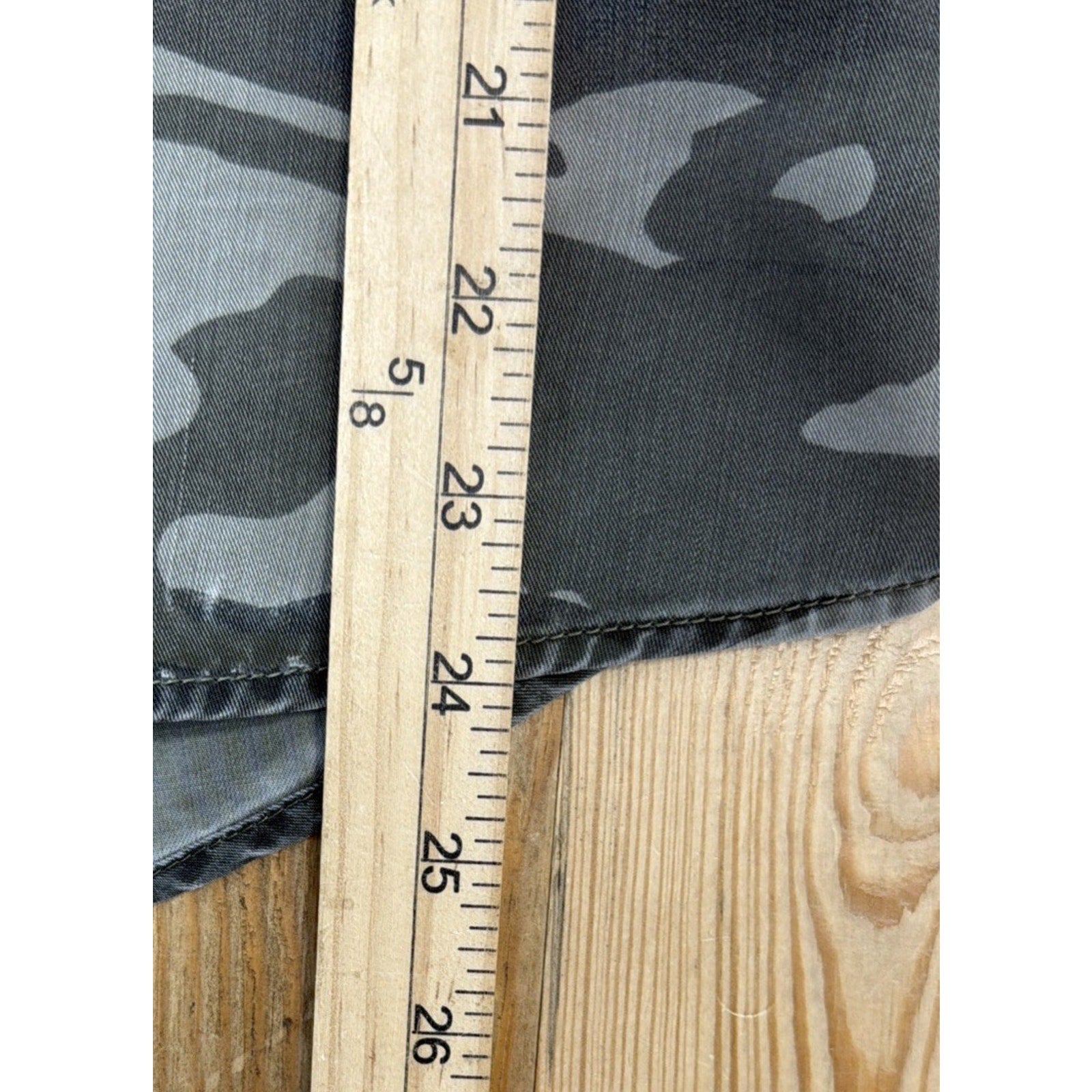 EXPRESS Boyfriend Button Up Green Camo Print Casual Shirt Women's Size S